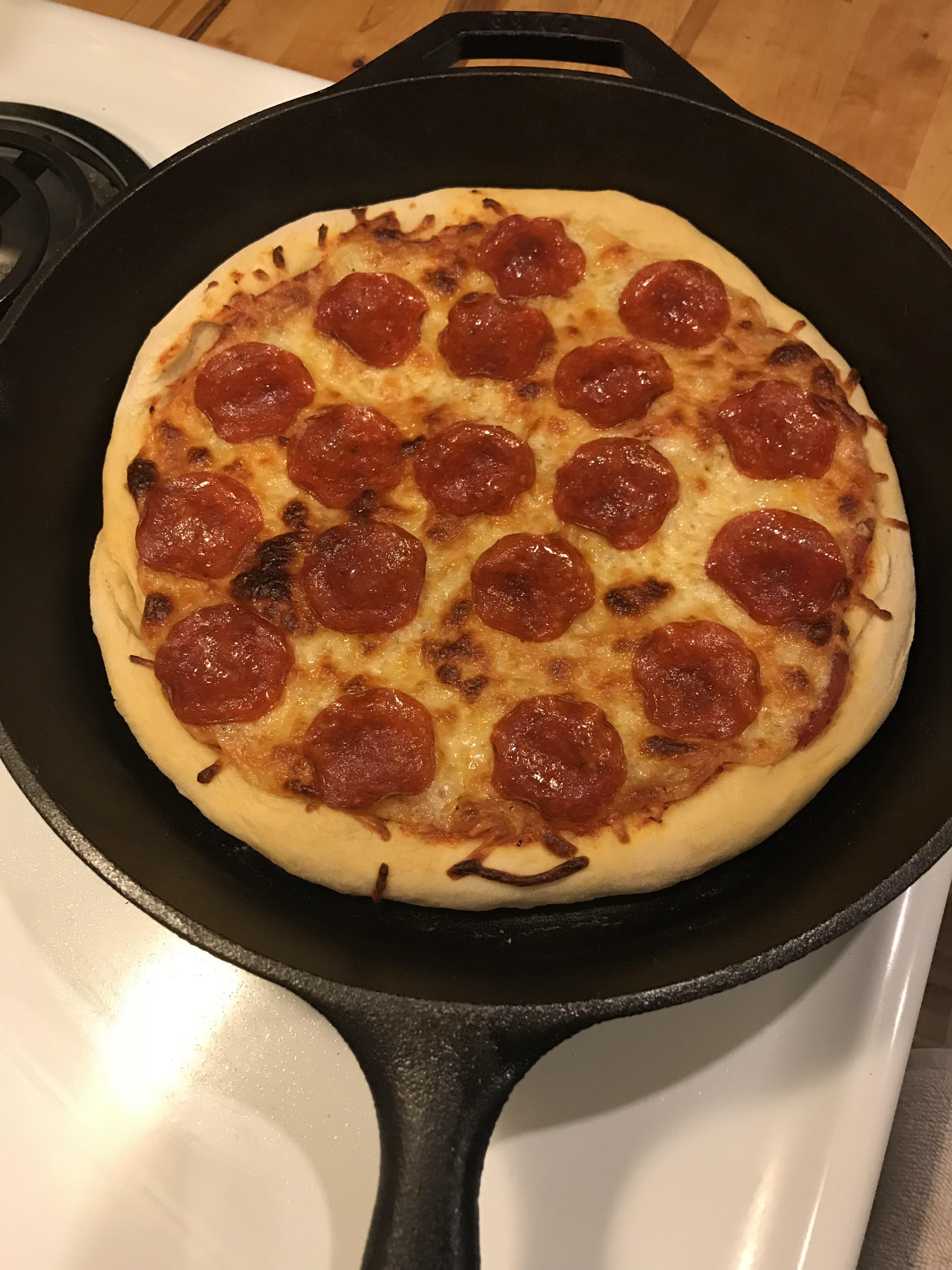 [Homemade] cast iron pizza r/food