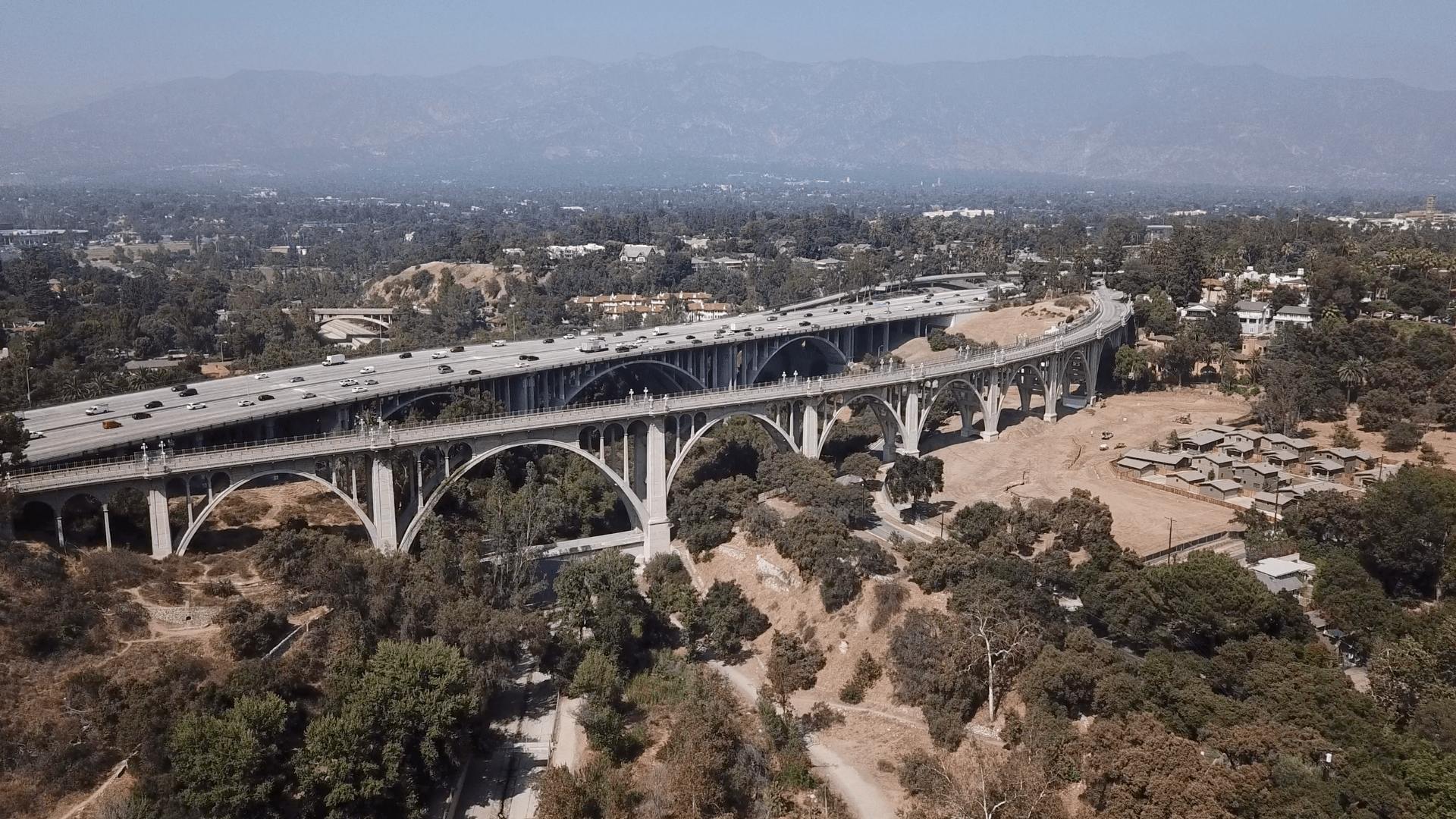 Colorado Street Bridge, Pasadena [1920x1080] [OC] r/InfrastructurePorn