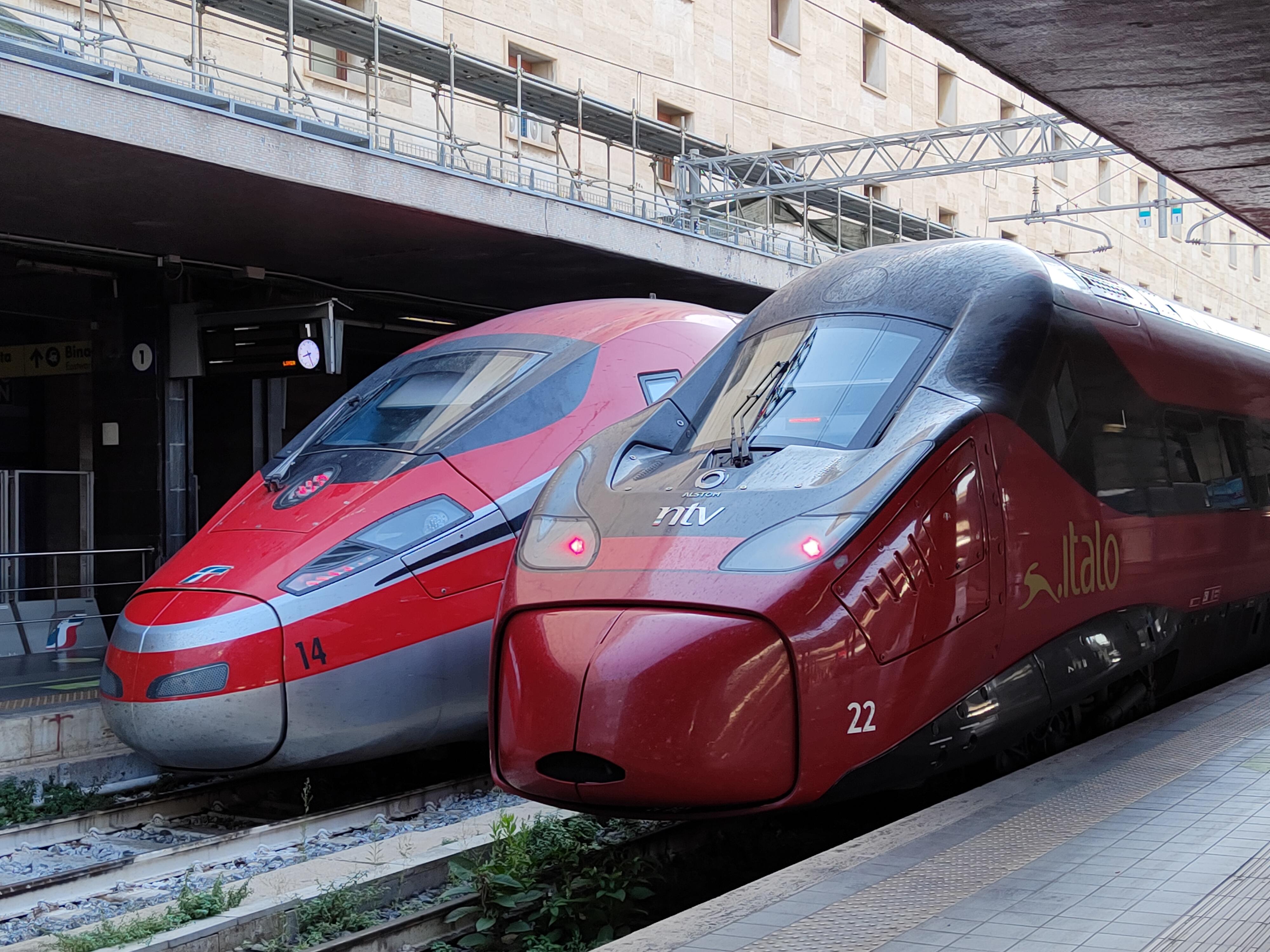 Frecciarossa 1000 and Italo NTV ETR675 r/trains