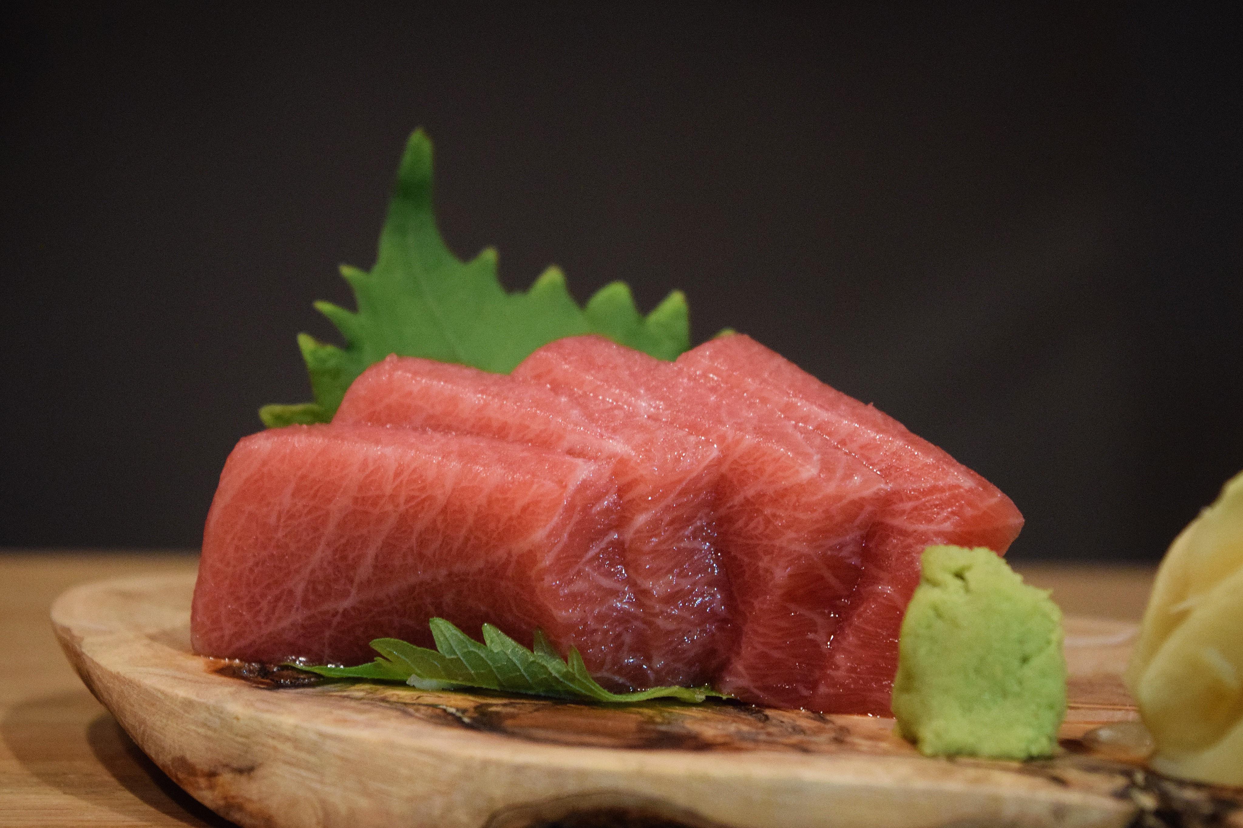 [OC] I ate some Otoro Tuna belly sashimi! r/FoodPorn