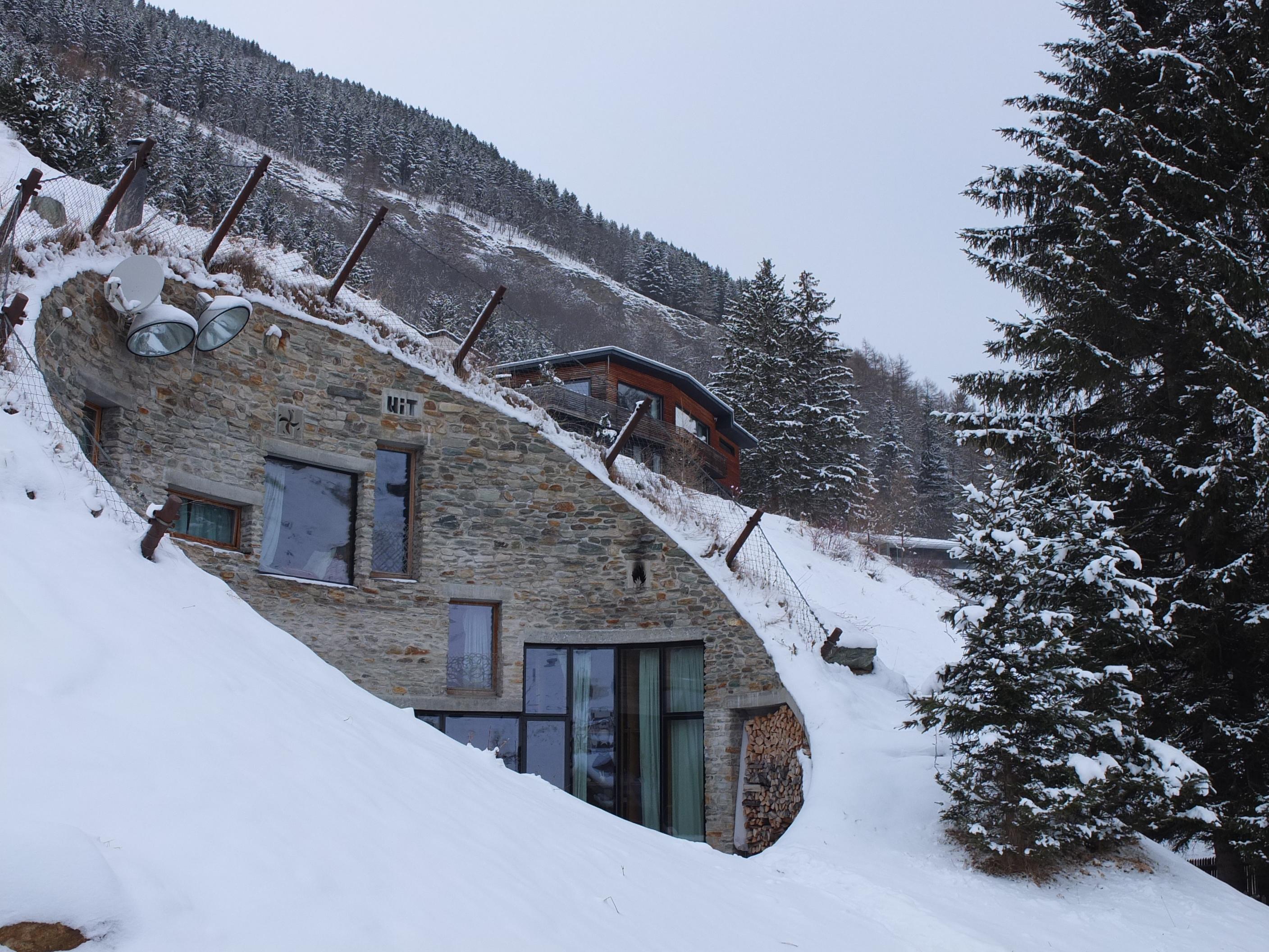 Villa Vals (Switzerland) designed by Bjarne Mastenbroek and Christian Müller [2816×2112] r