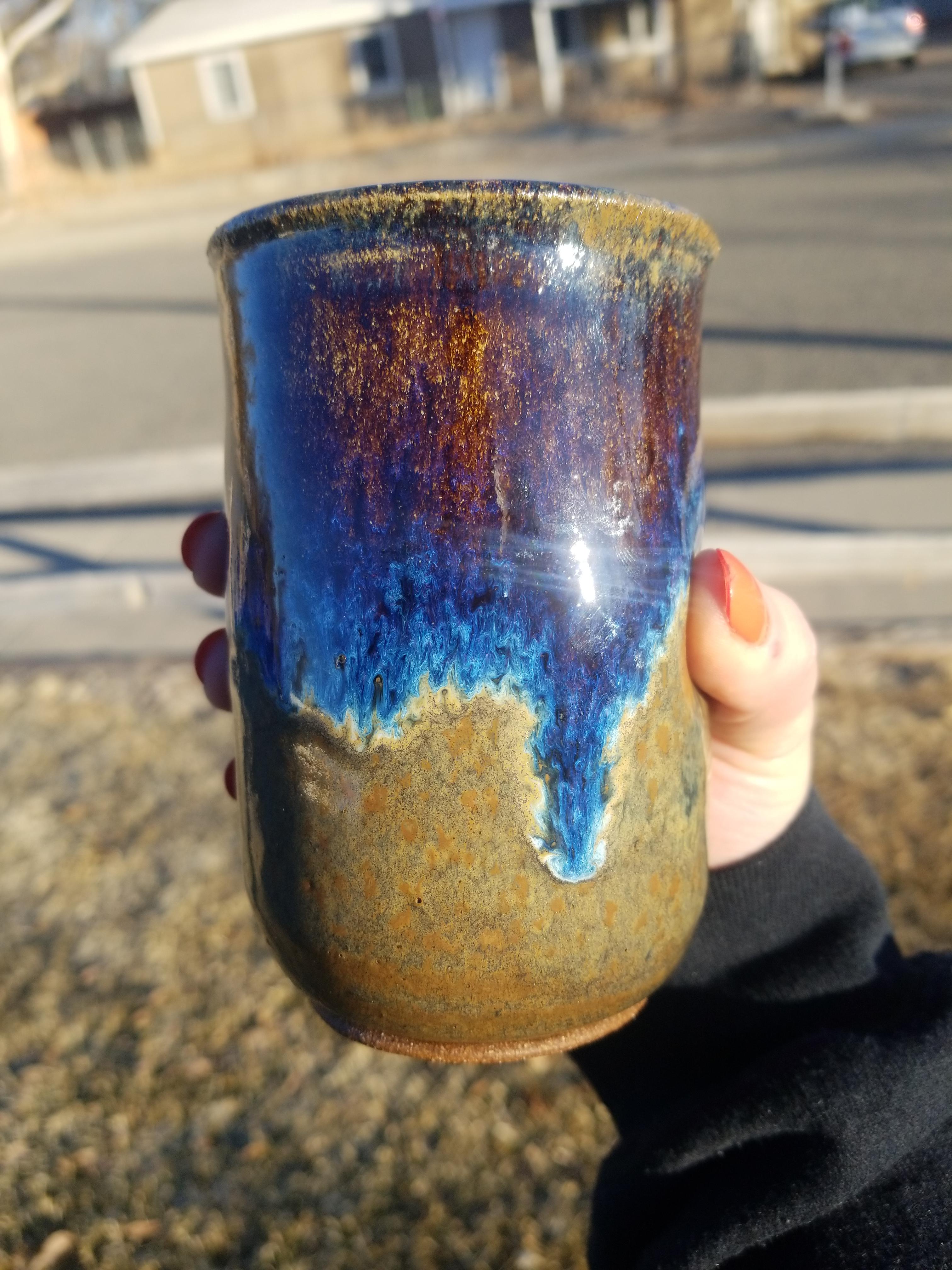 These beautiful blue drips give me life 🖤 This glaze combo never gets