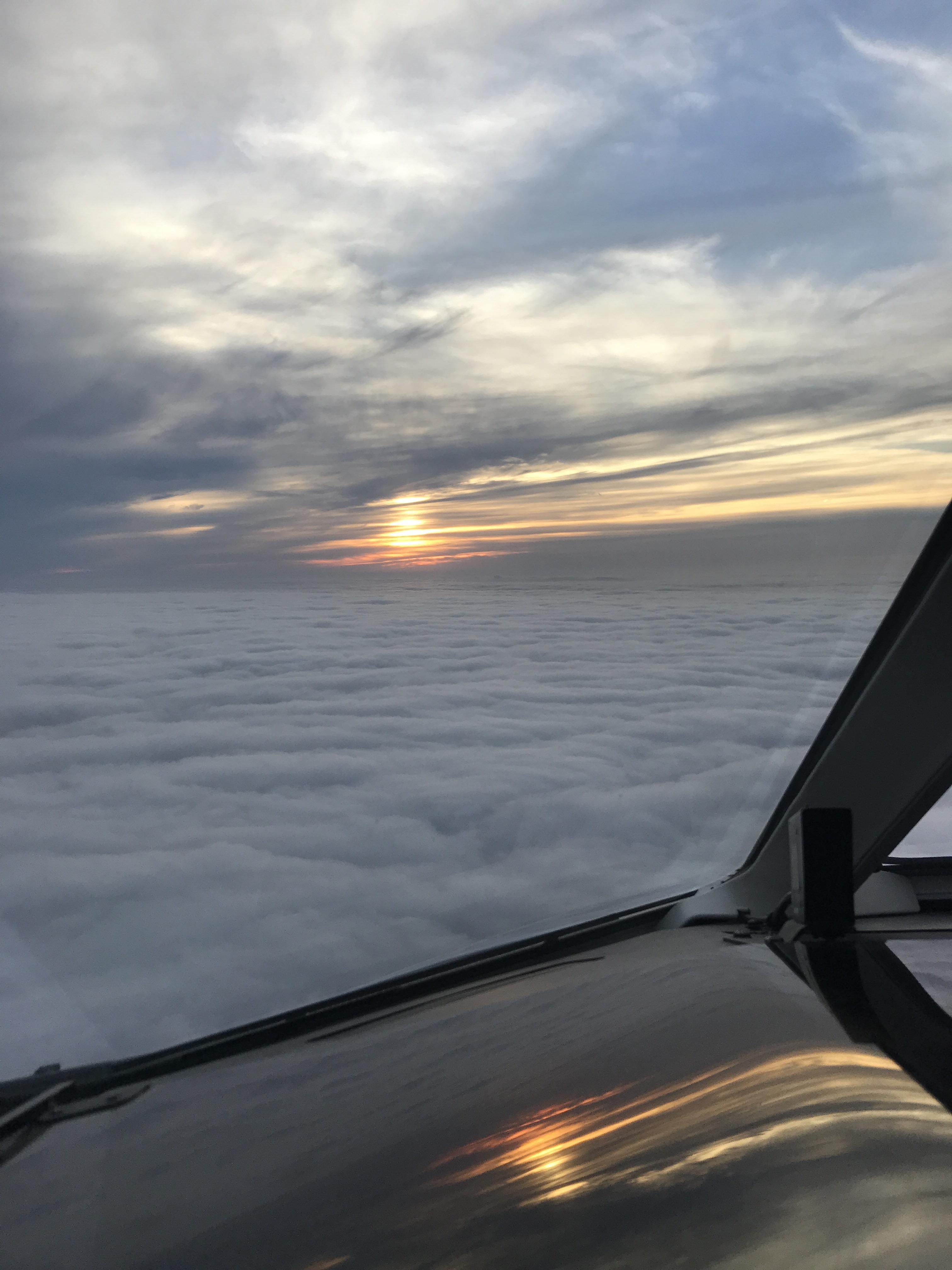 3000 feet over dallas today falcon 900b r/aviation