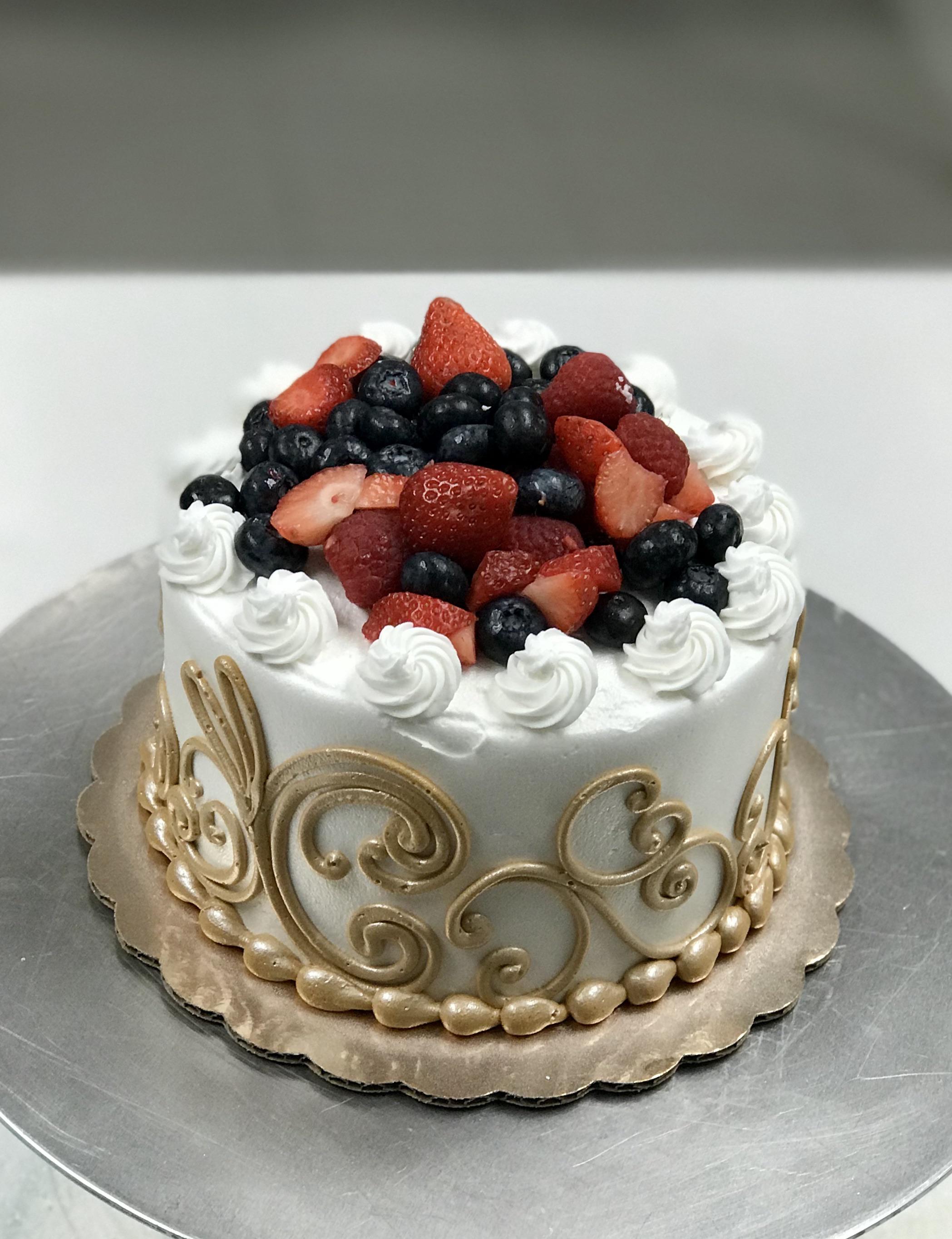 Buttercream berry bby r/FondantHate