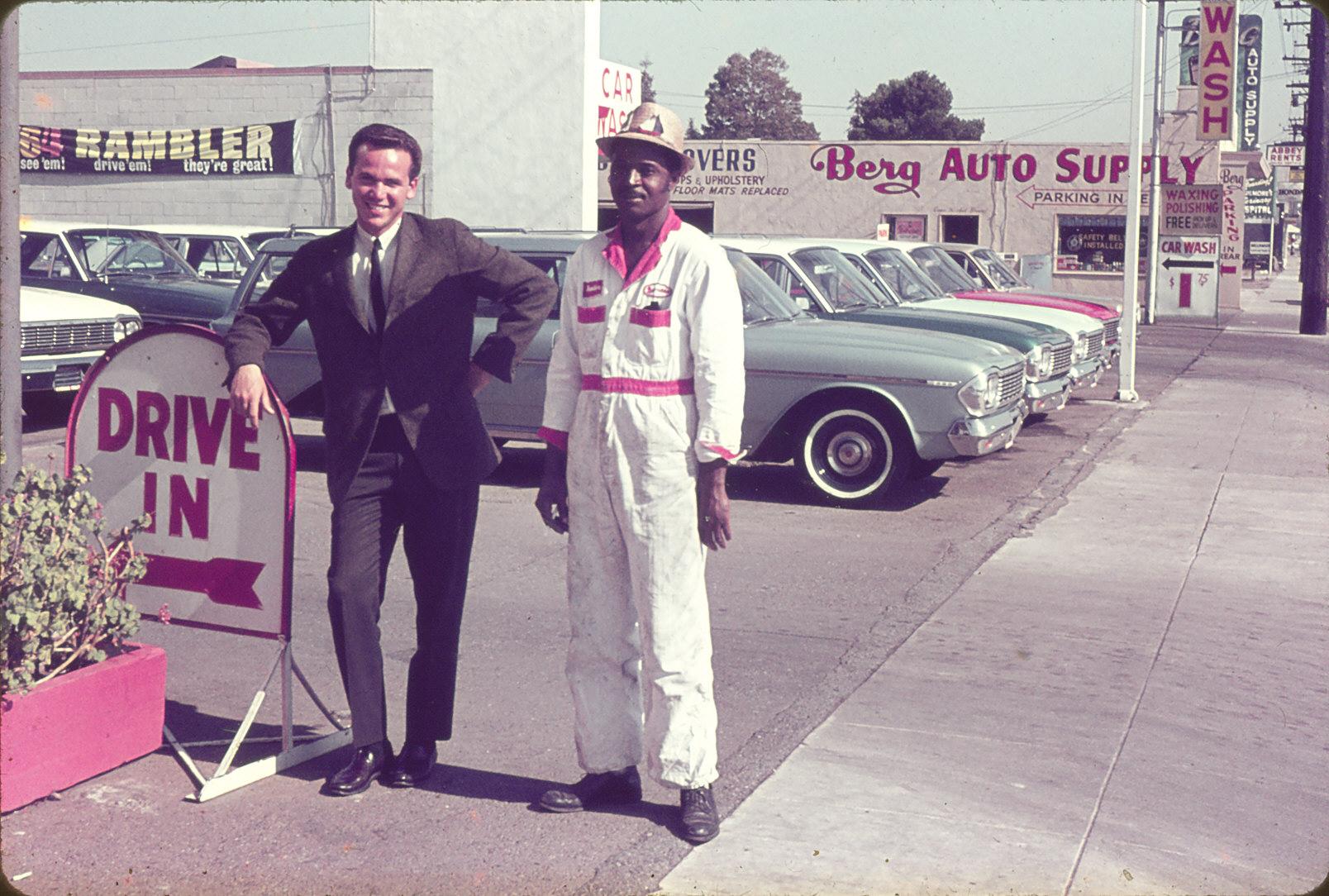 Rambler dealership in San Mateo CA. around 1960. r/TheWayWeWere