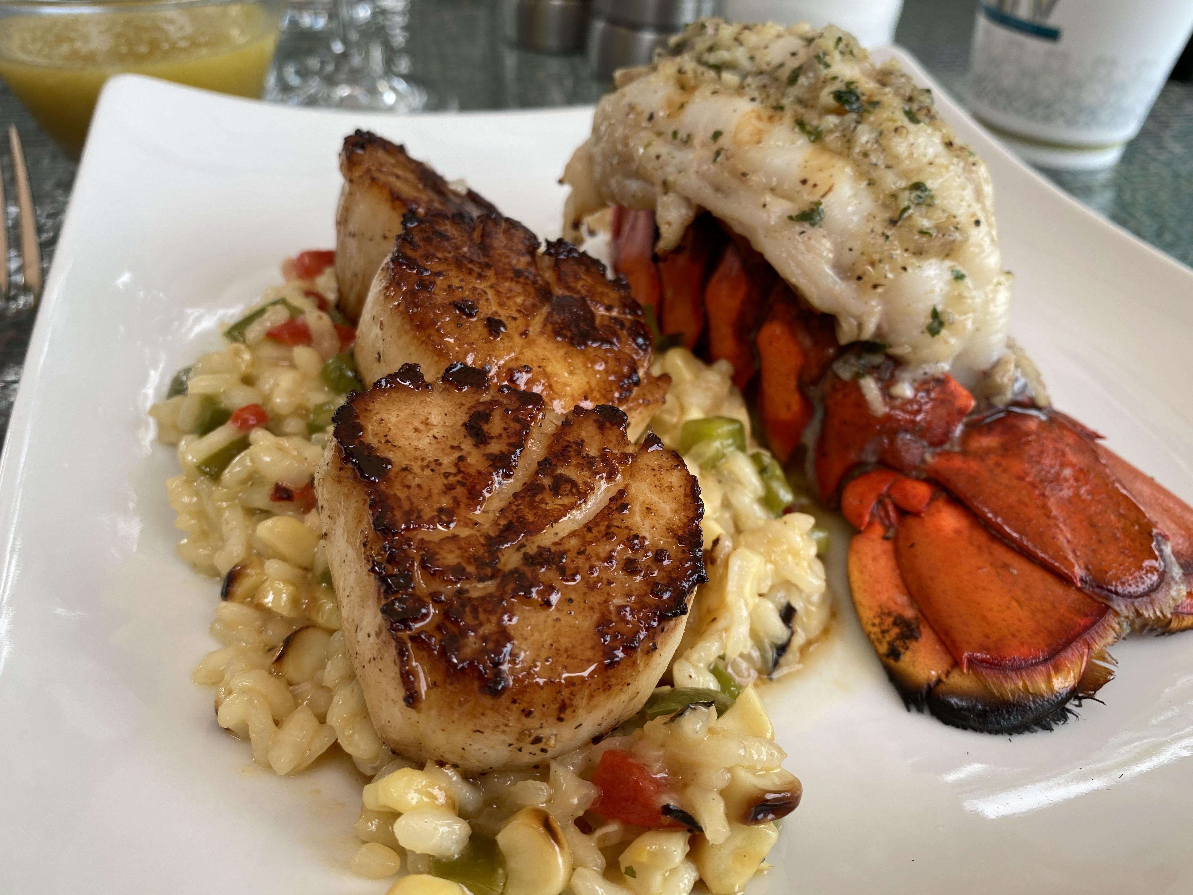 [Homemade] Seared scallops, risotto, and grilled lobster r/food