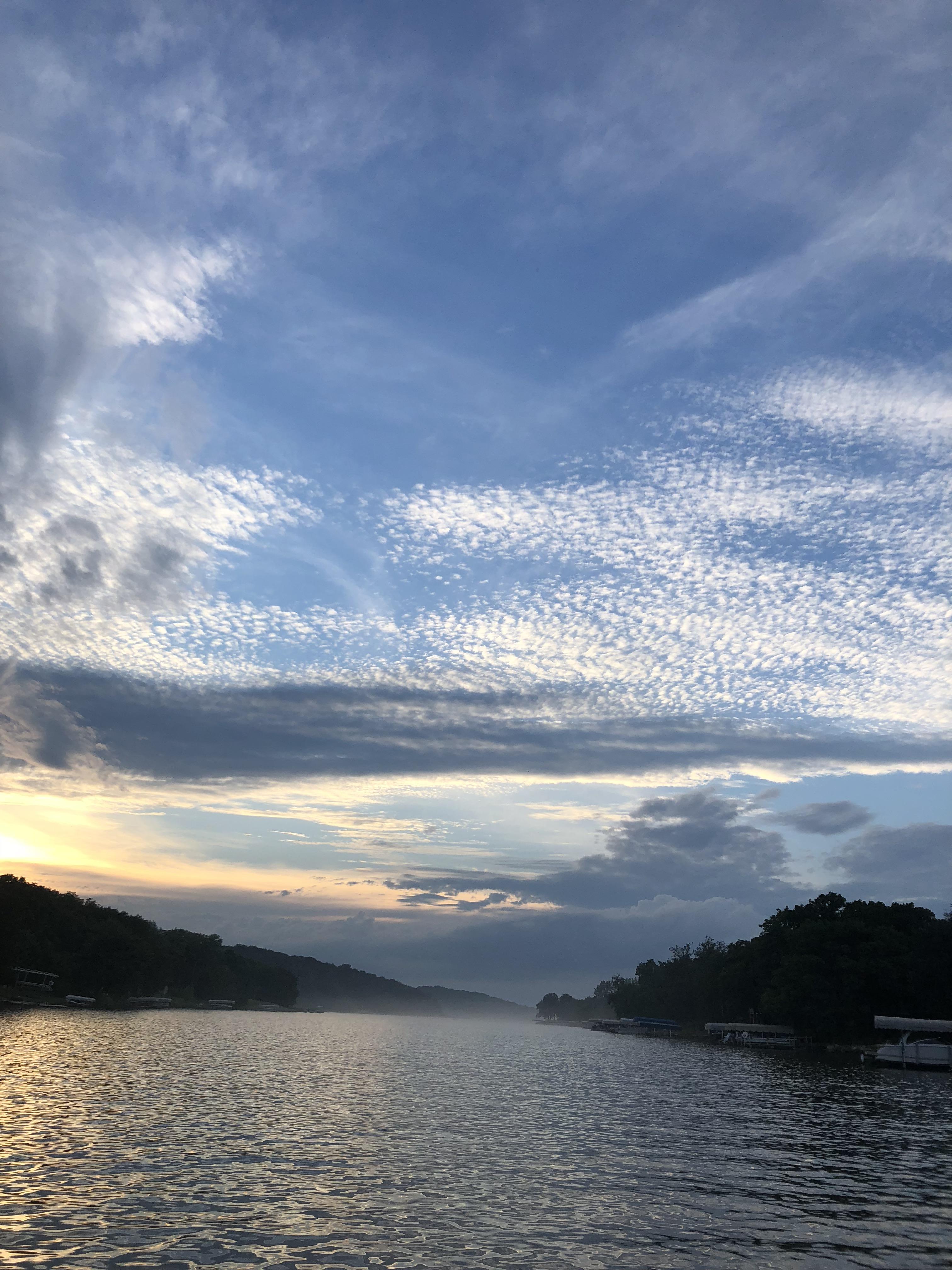 Panorama Lake yesterday evening r/Iowa