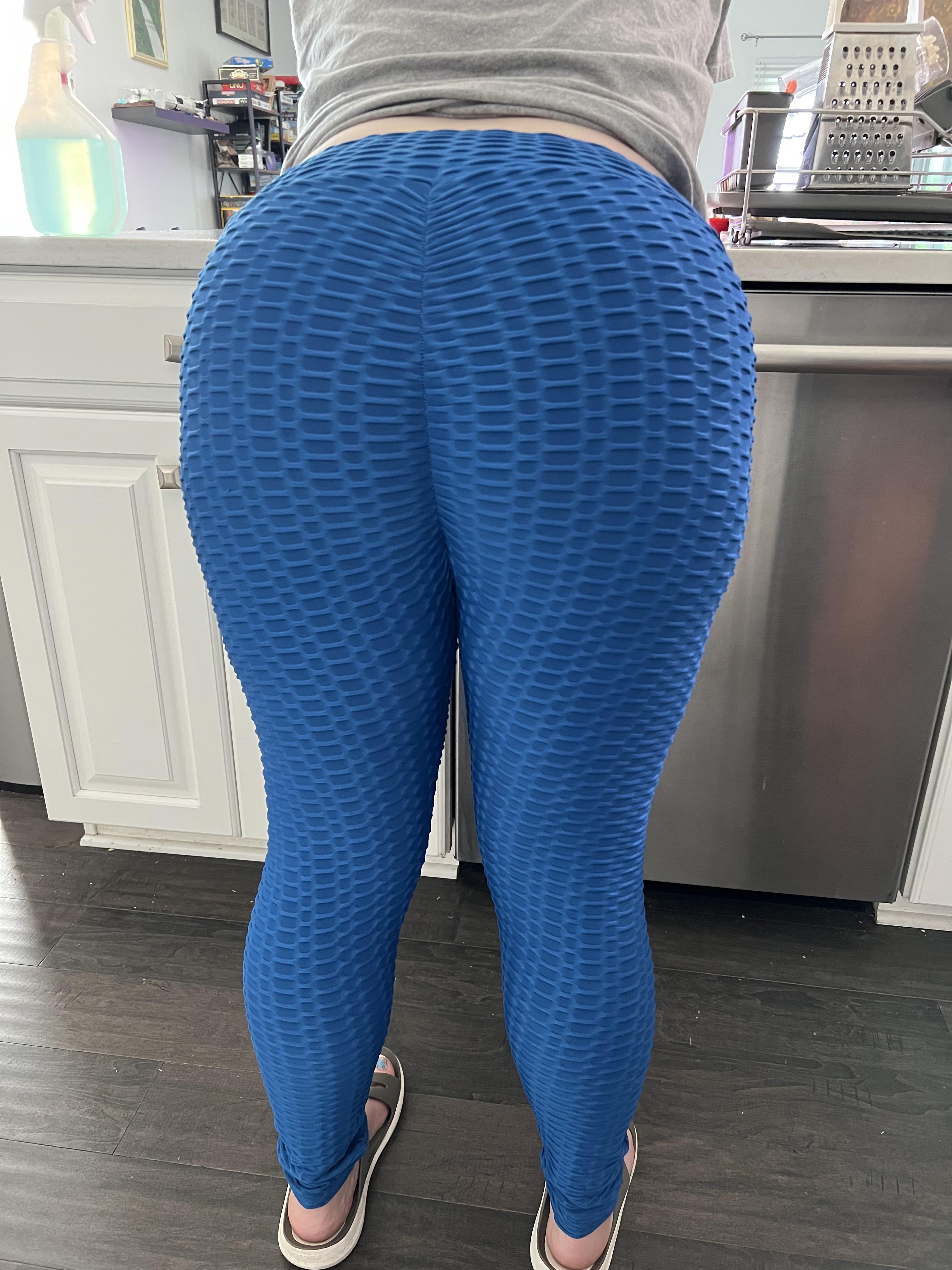 Blue Booty is the second best booty next to nude booty : ModestBBW