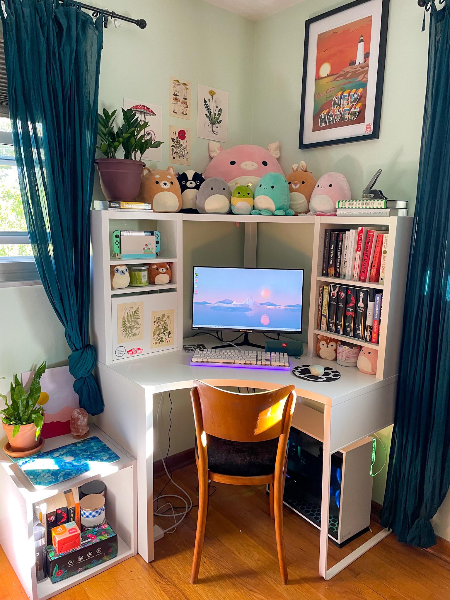 still ISO a proper chair, but i’m loving my little corner desk nook r