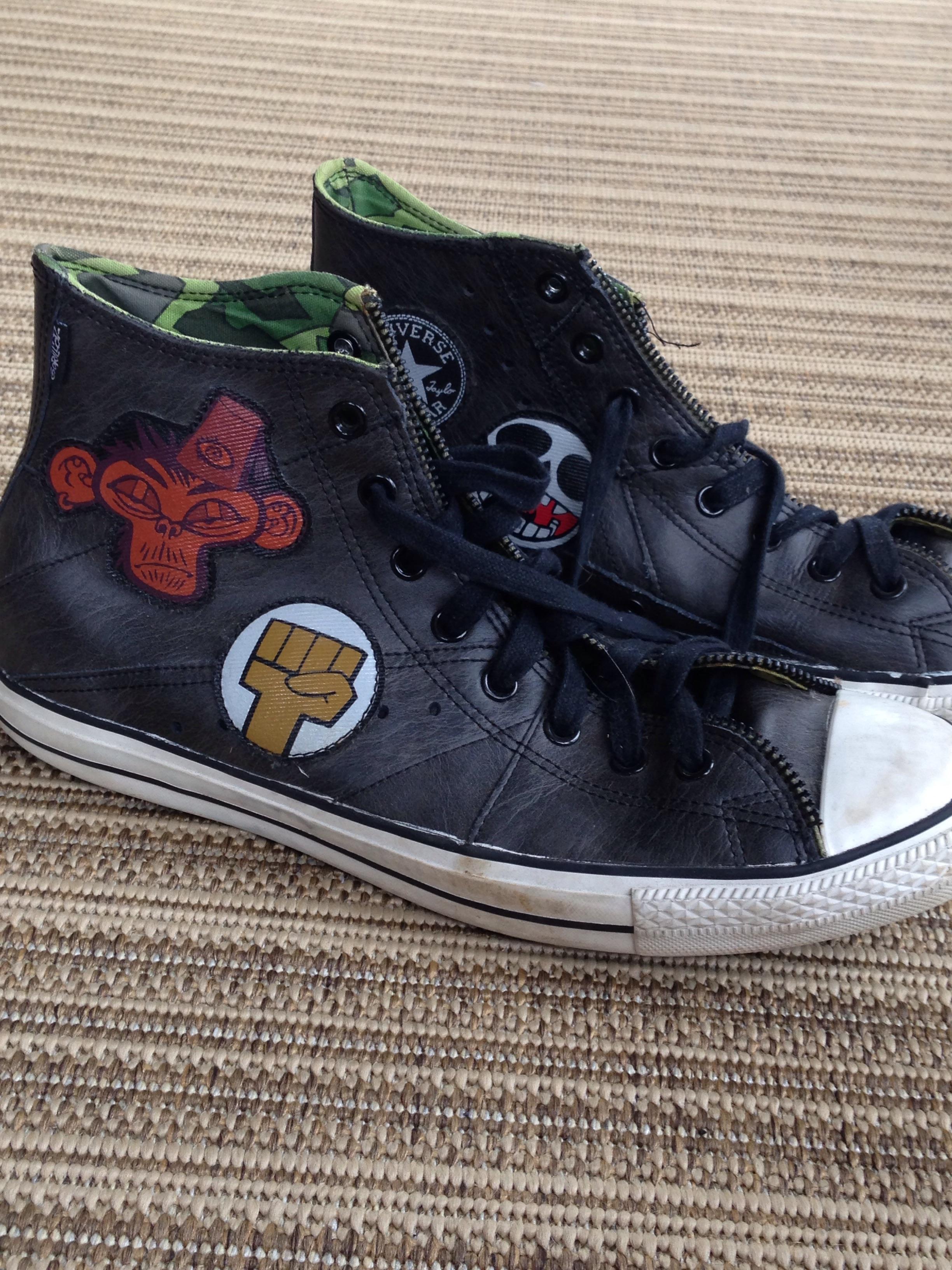 Leather Converse I bought when "Do Ya Thing" came out.. r/gorillaz
