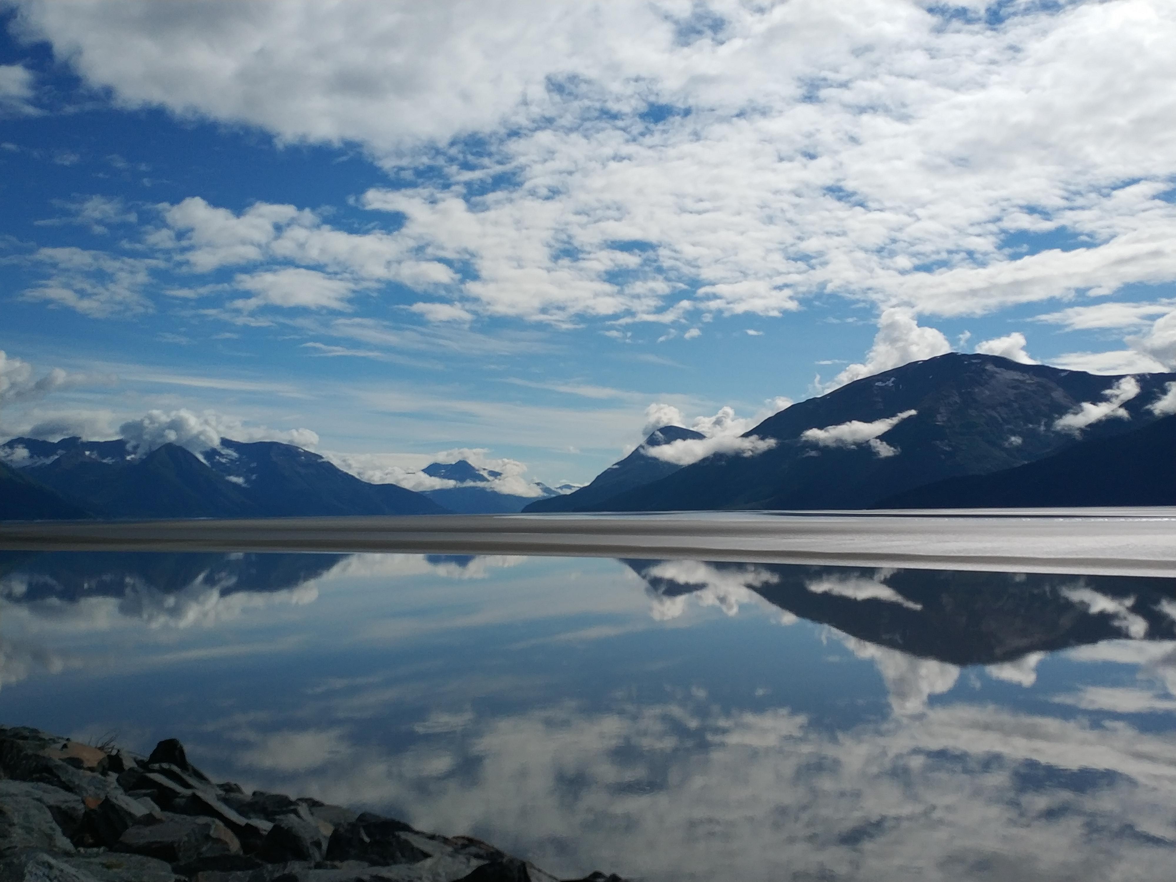 Not Mirror Lake. Anchorage, Alaska. [4000 x 3000] [OC] r/EarthPorn