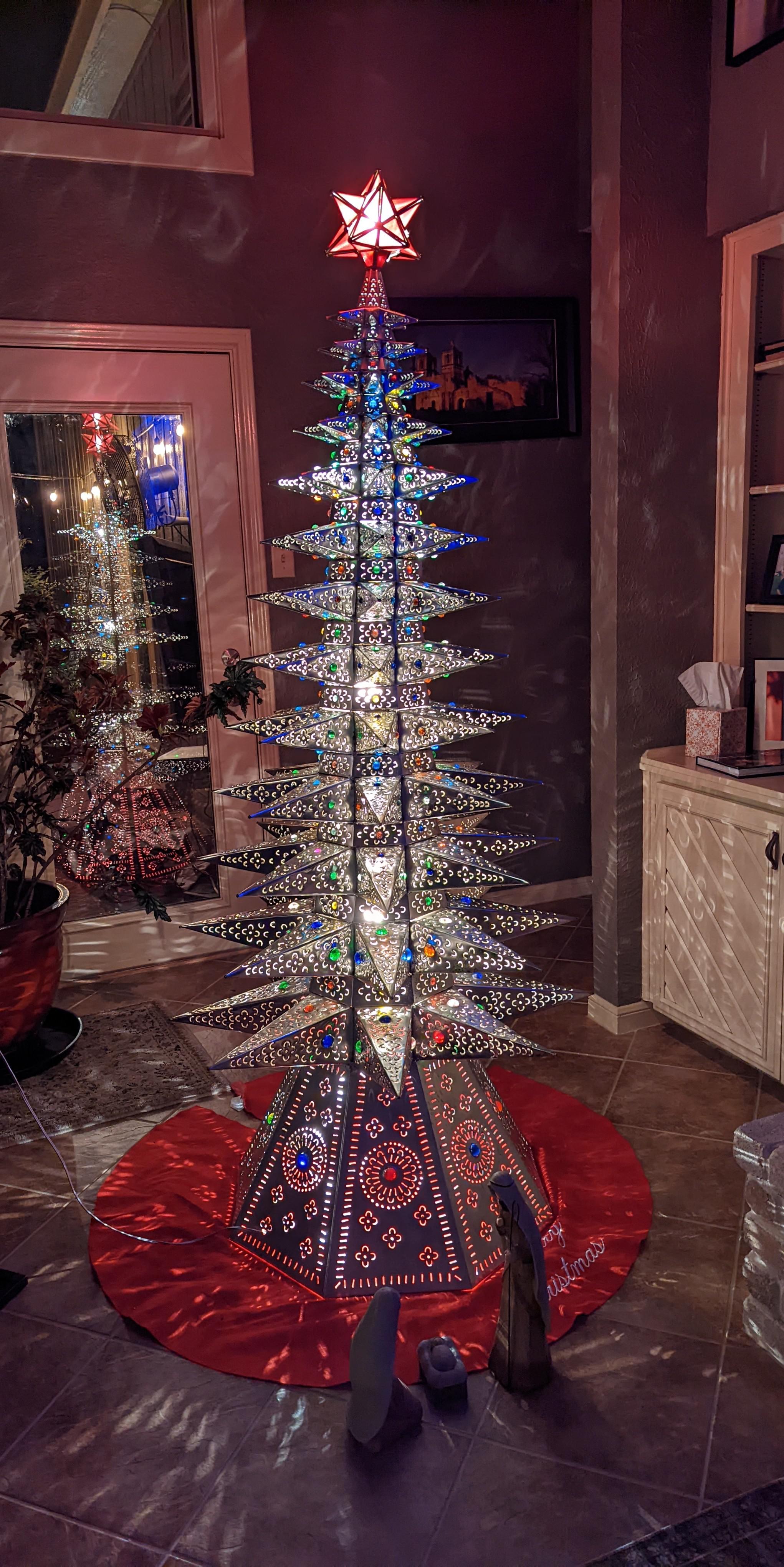 My dad's Christmas tree. He's had it a few years. Said he got it from a