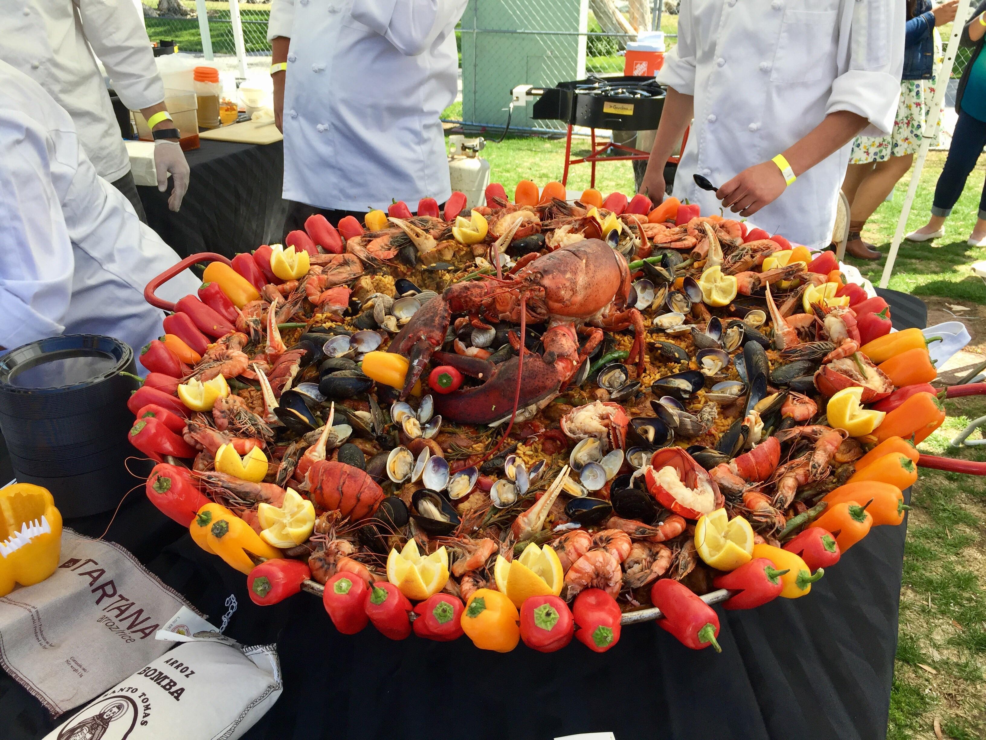 Specialty paella at the San Diego Paella Fest [OC] [1334x750] r/FoodPorn