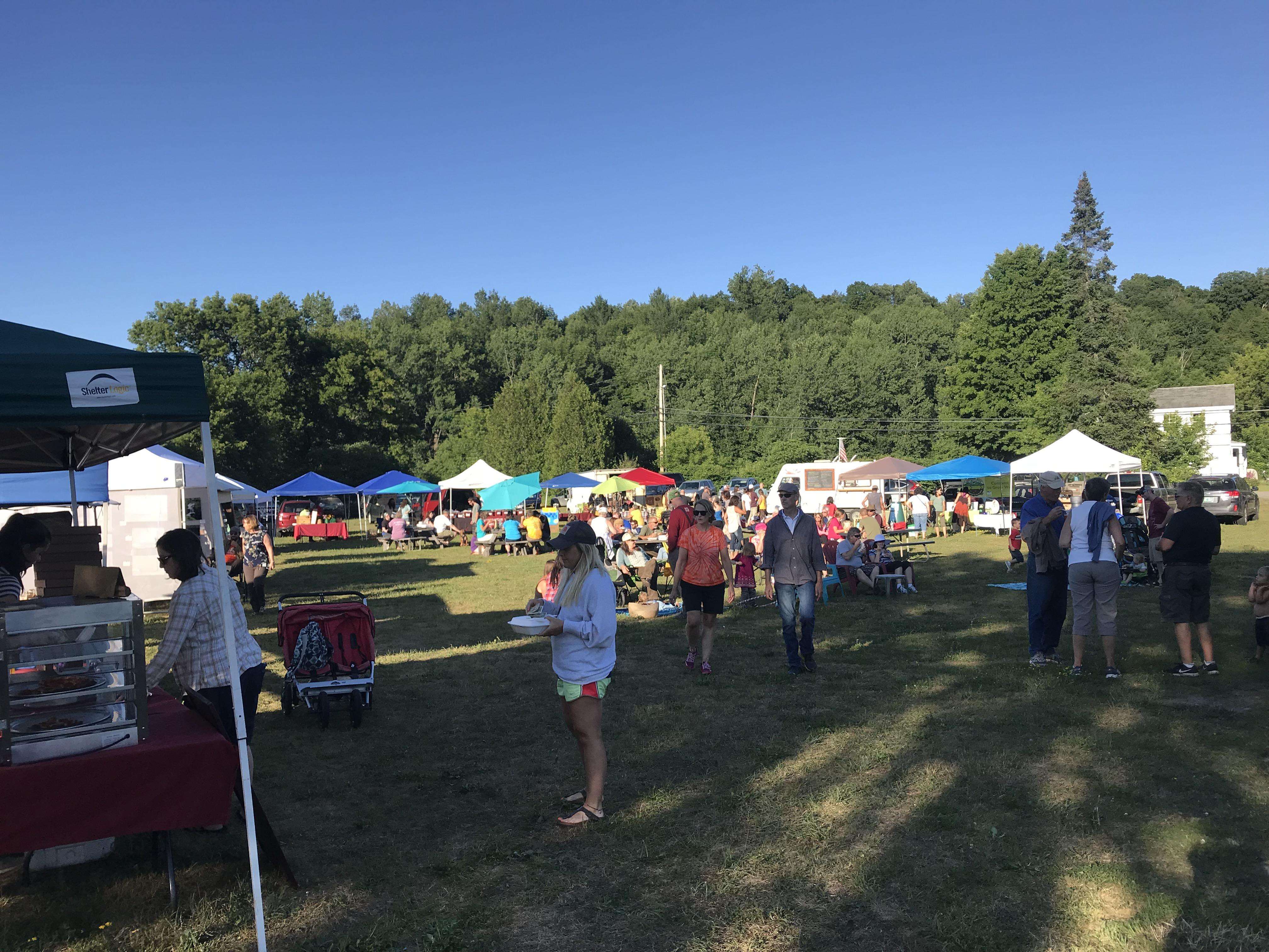 Farmers market tonight r/vermont