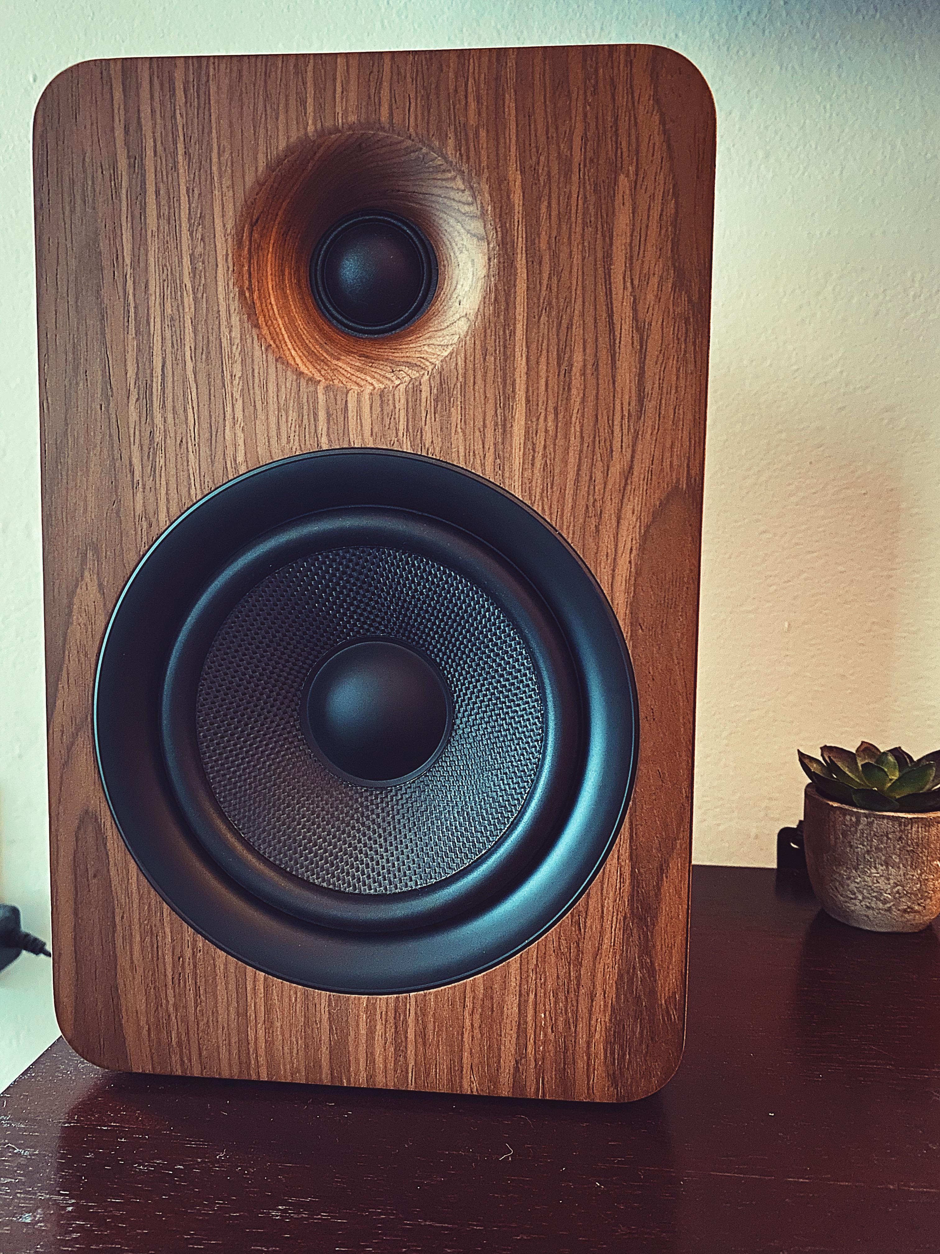 Kanto YU6 : r/BudgetAudiophile
