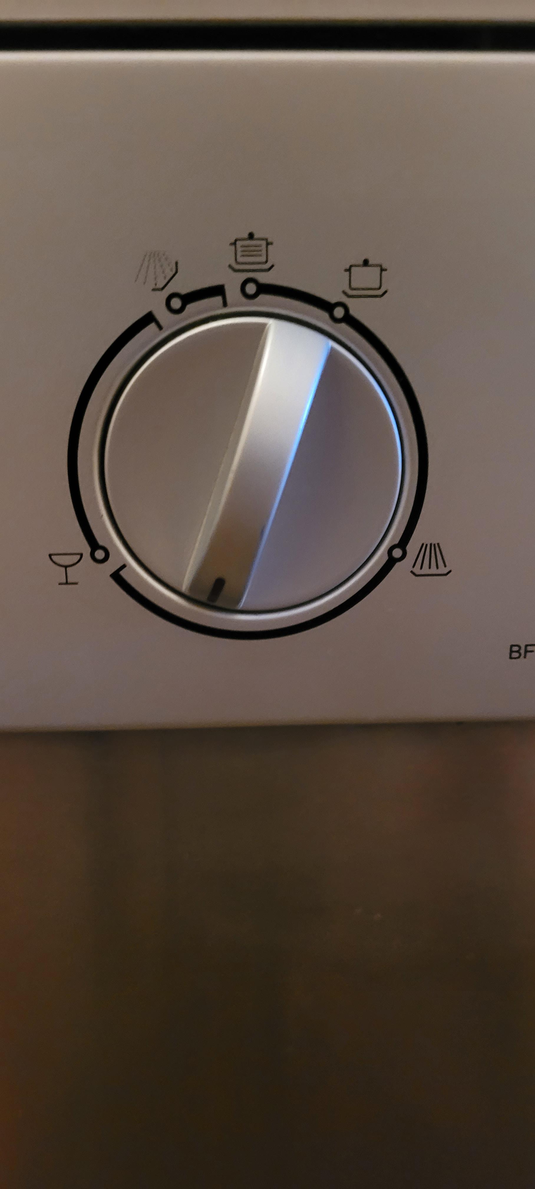 Does anyone know what these mean r/Appliances