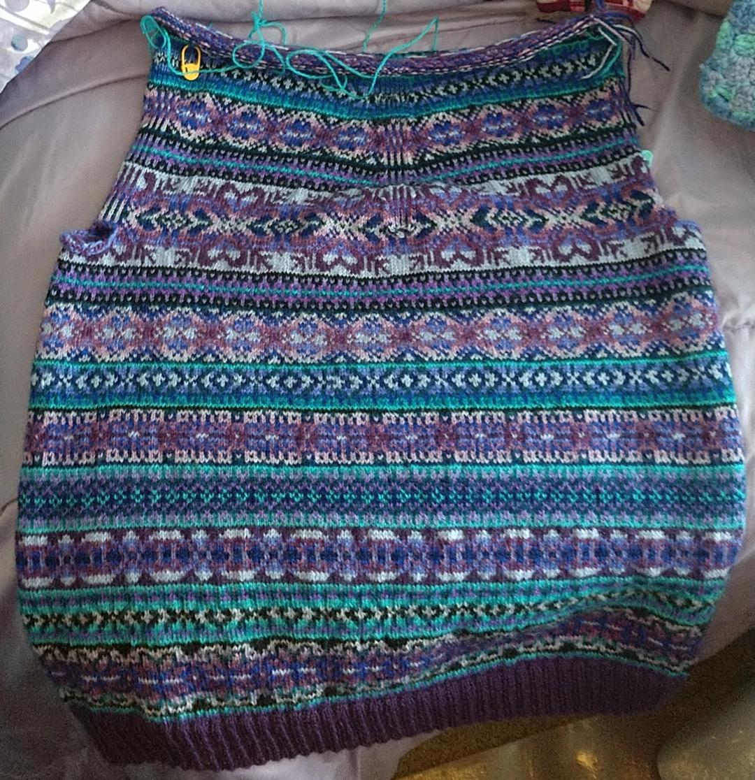 Finally! Finished the body of Dogwood Blossoms sweater. Now for the