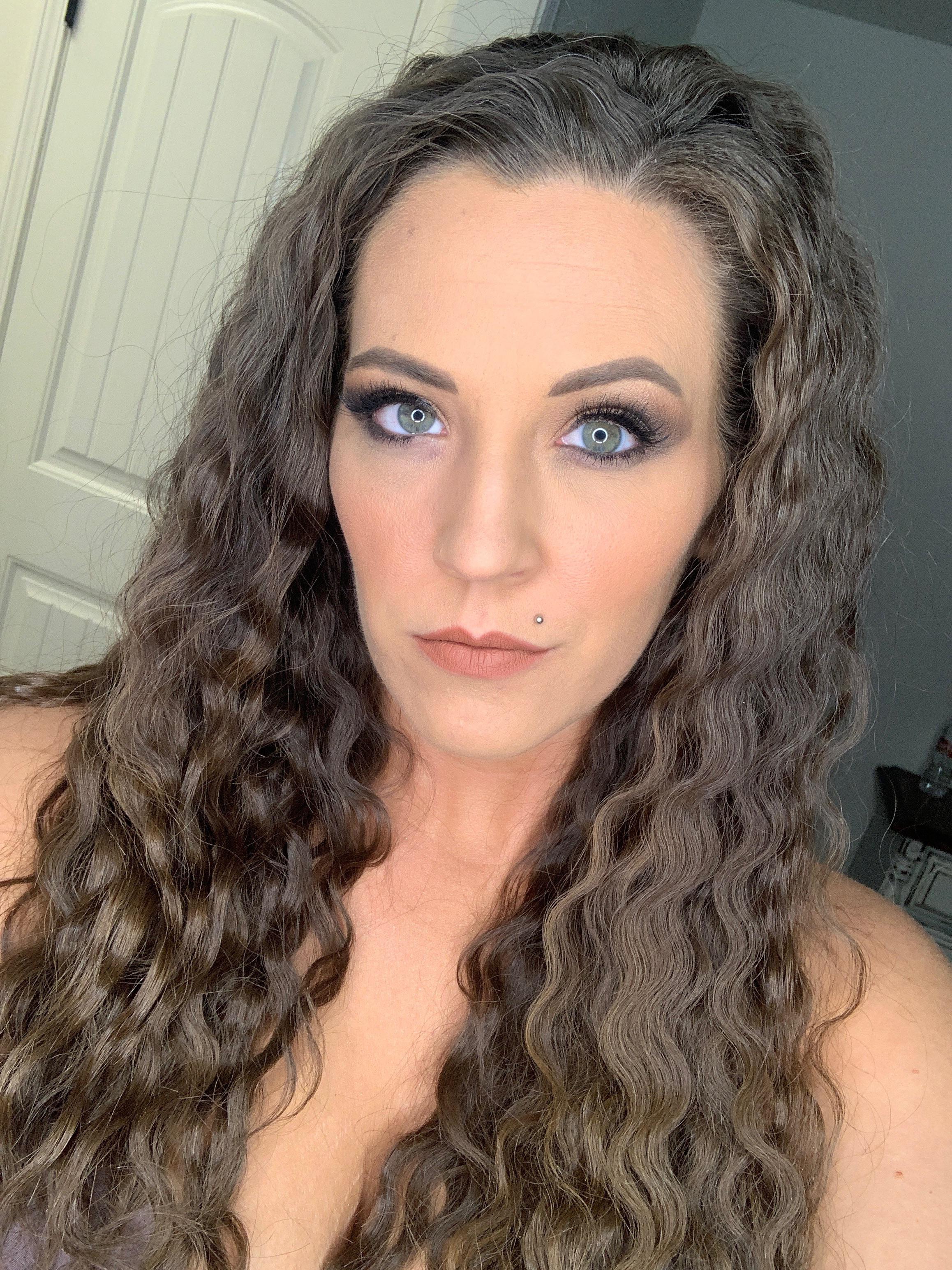 U/areallyweakguy is about to be all up inside me...💦 : NaughtyWives