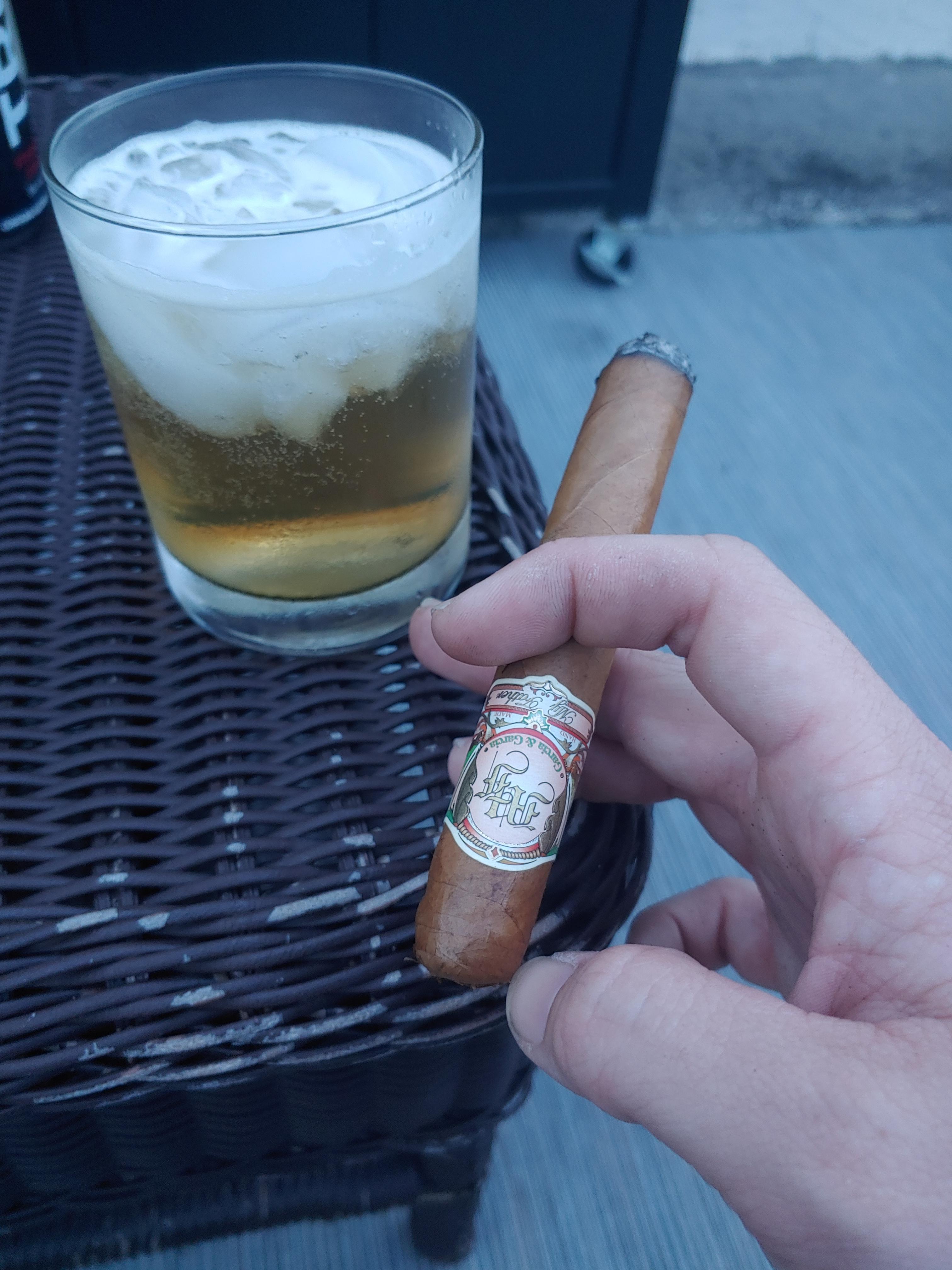 My father Connecticut Robusto with Jim Beam and Ginger. My favorite