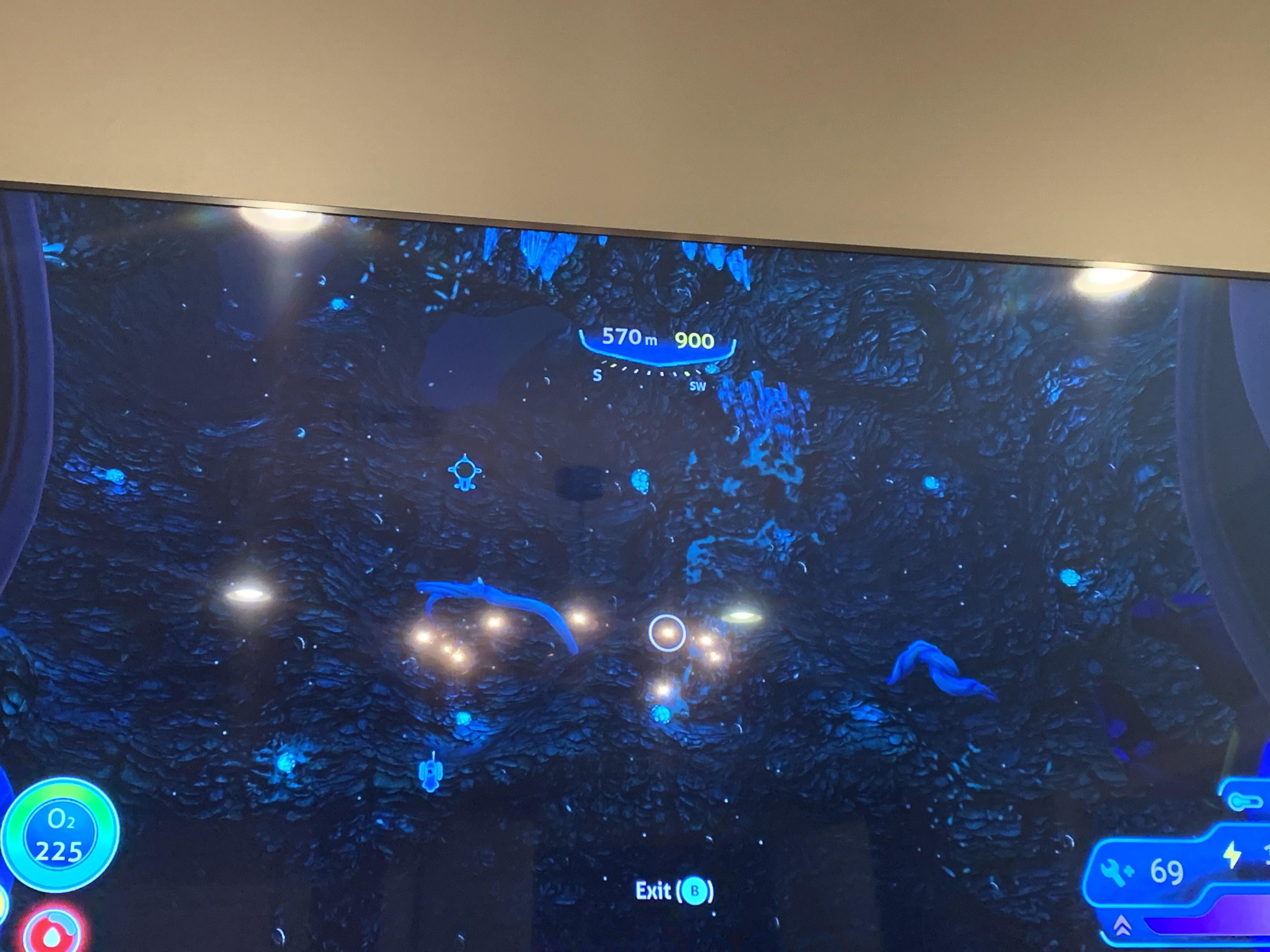 [No Spoilers] how do I get out of the blood kelp near the mushroom