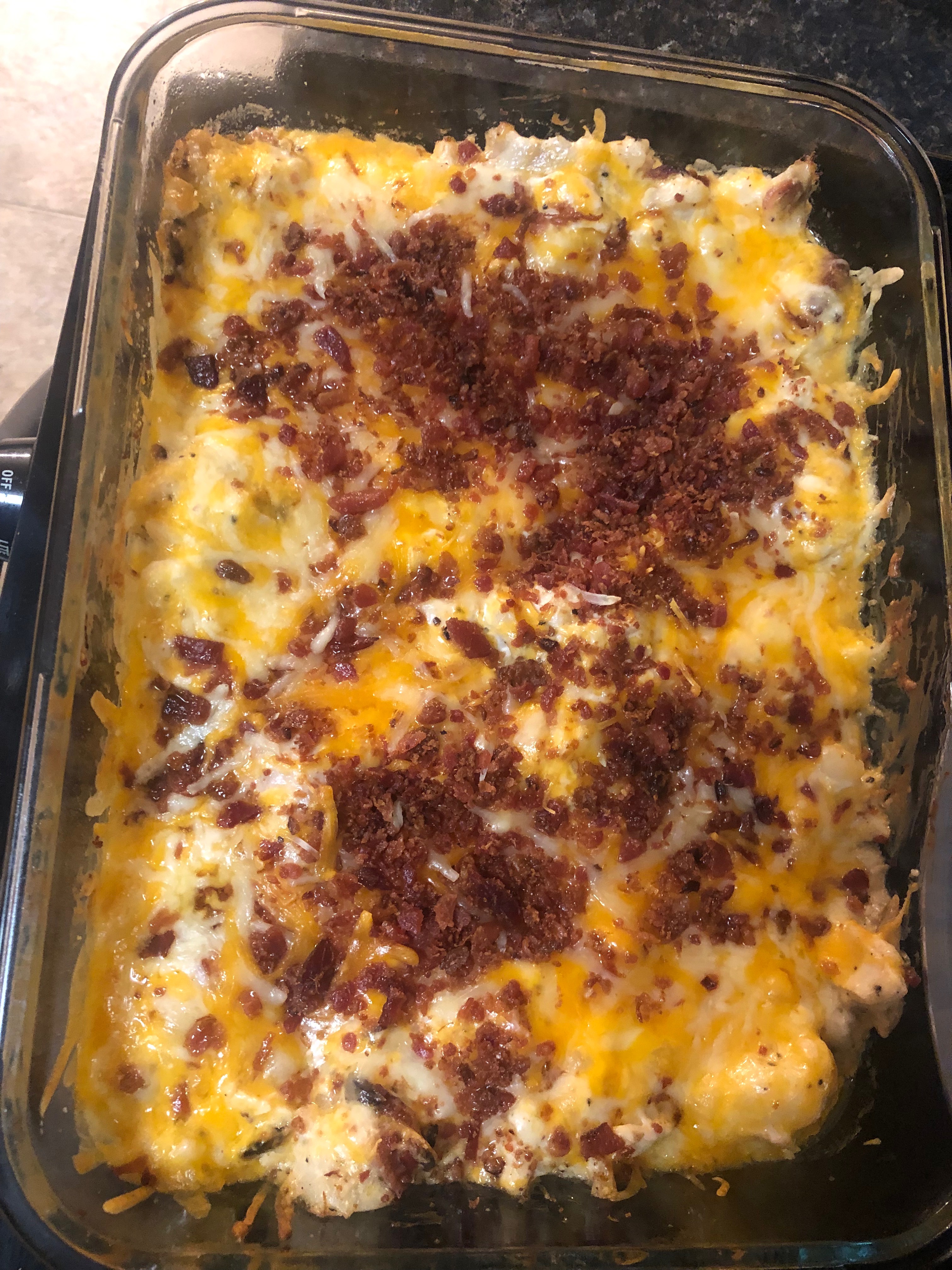Cheesy Cauliflower Bacon Ranch Chicken Casserole I can't believe I