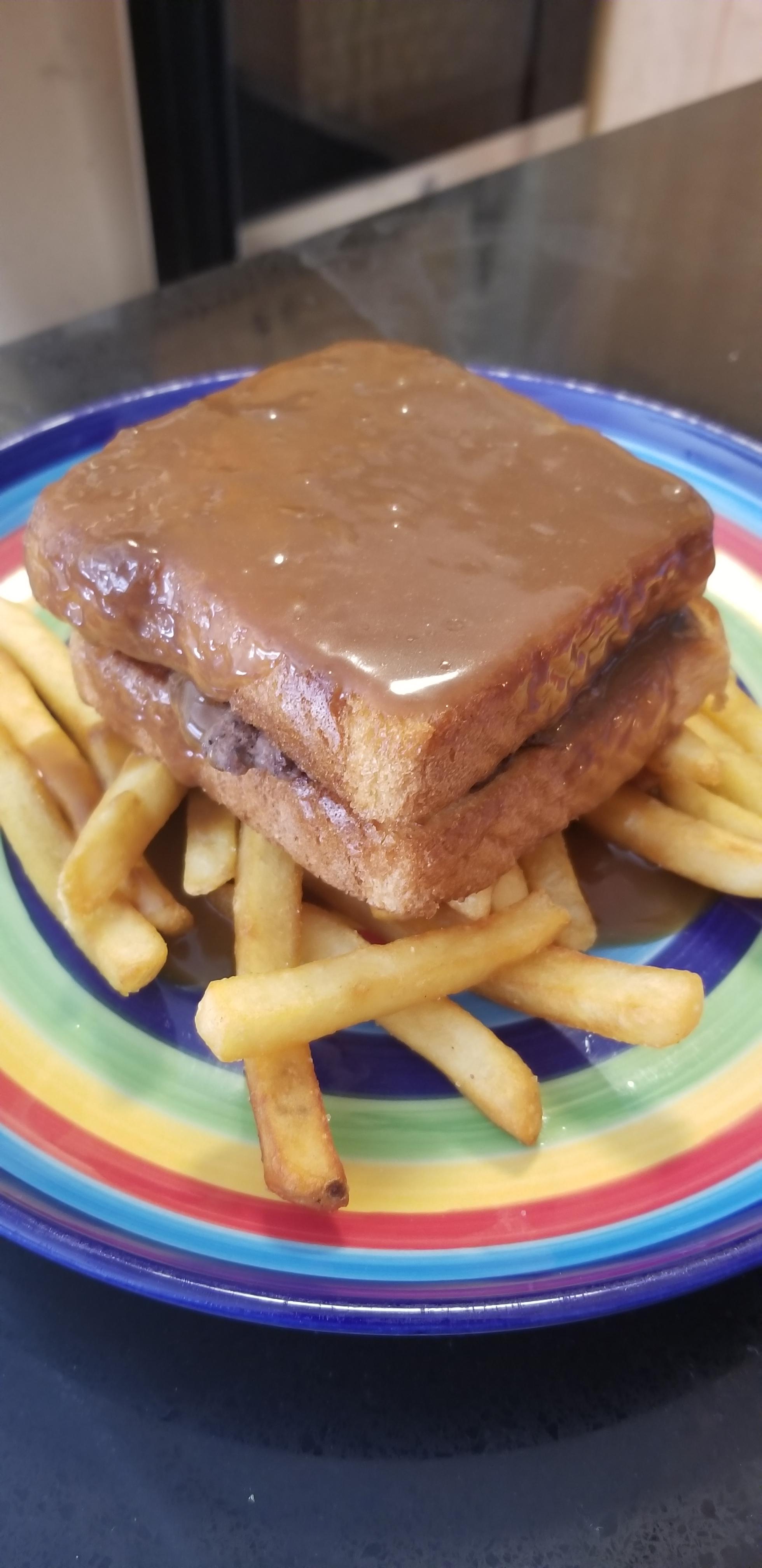 [Homemade] Hot Hamburg Sandwich r/food