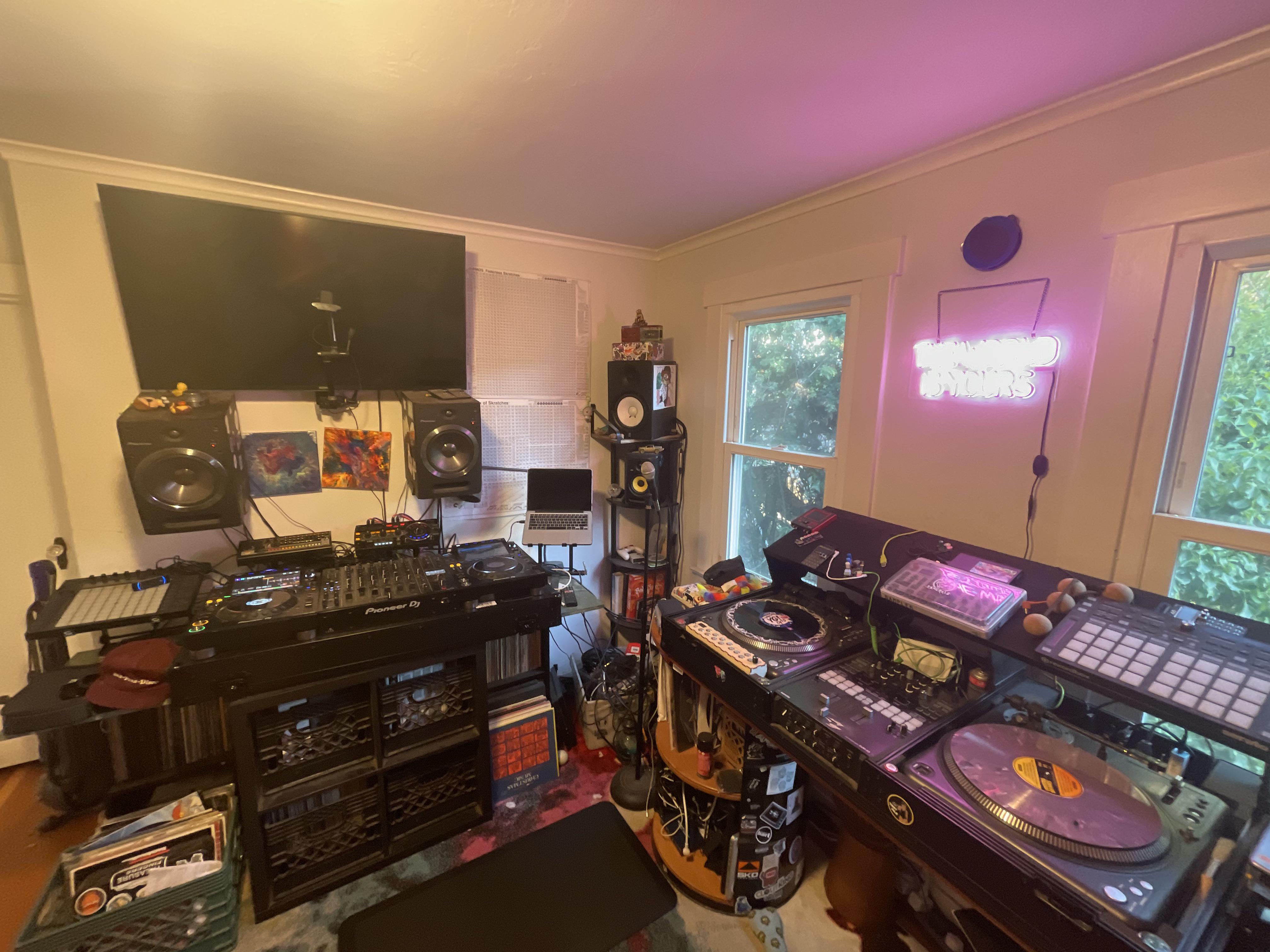 A dedicated vinyl and digital setup for the music space. 2 cdj3000, a