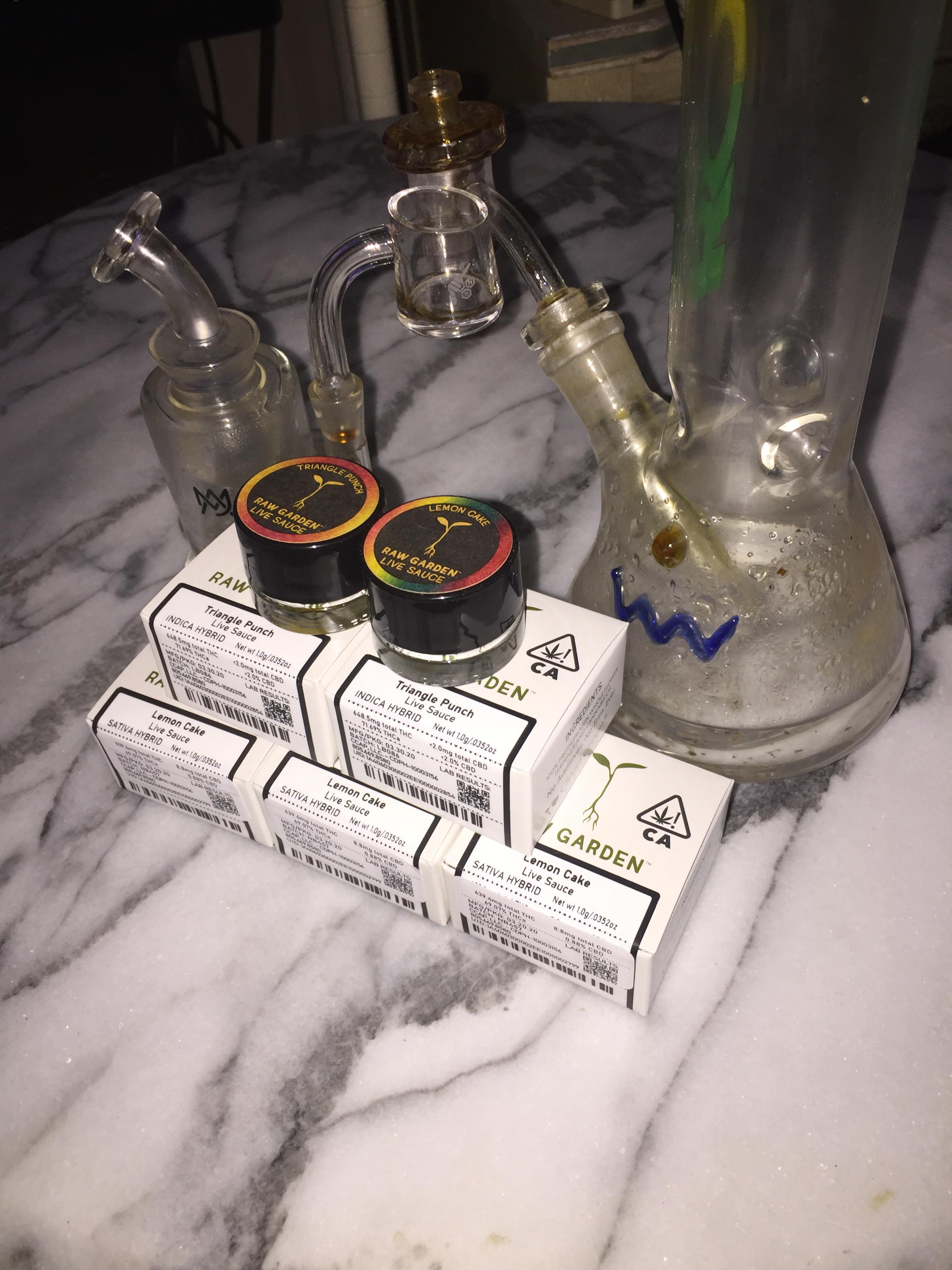 The Family ( raw gardens and my rigs ) r/Dabs