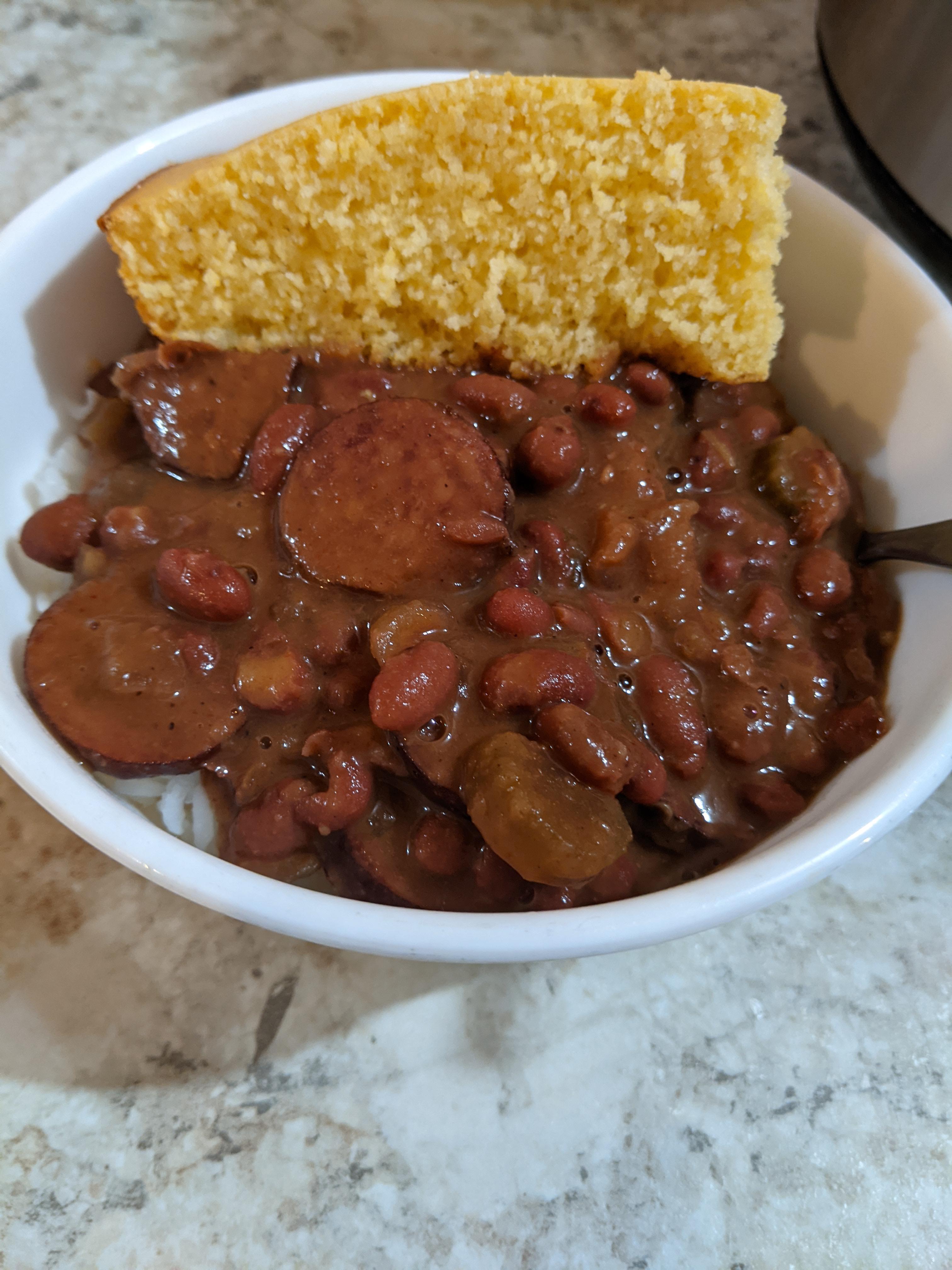 [I made] Red beans & rice with cornbread. r/FoodPorn