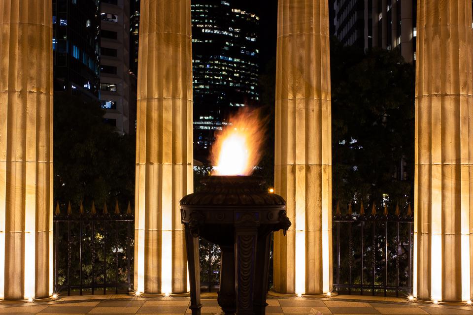 Anzac Flame (Long exposure photo) : r/brisbane