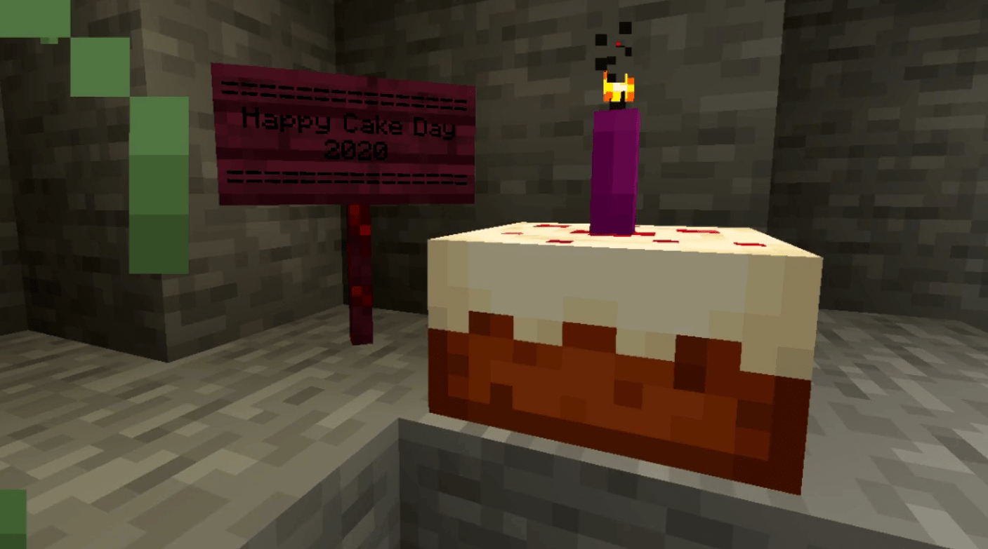 You can put candles on cakes! r/Minecraft