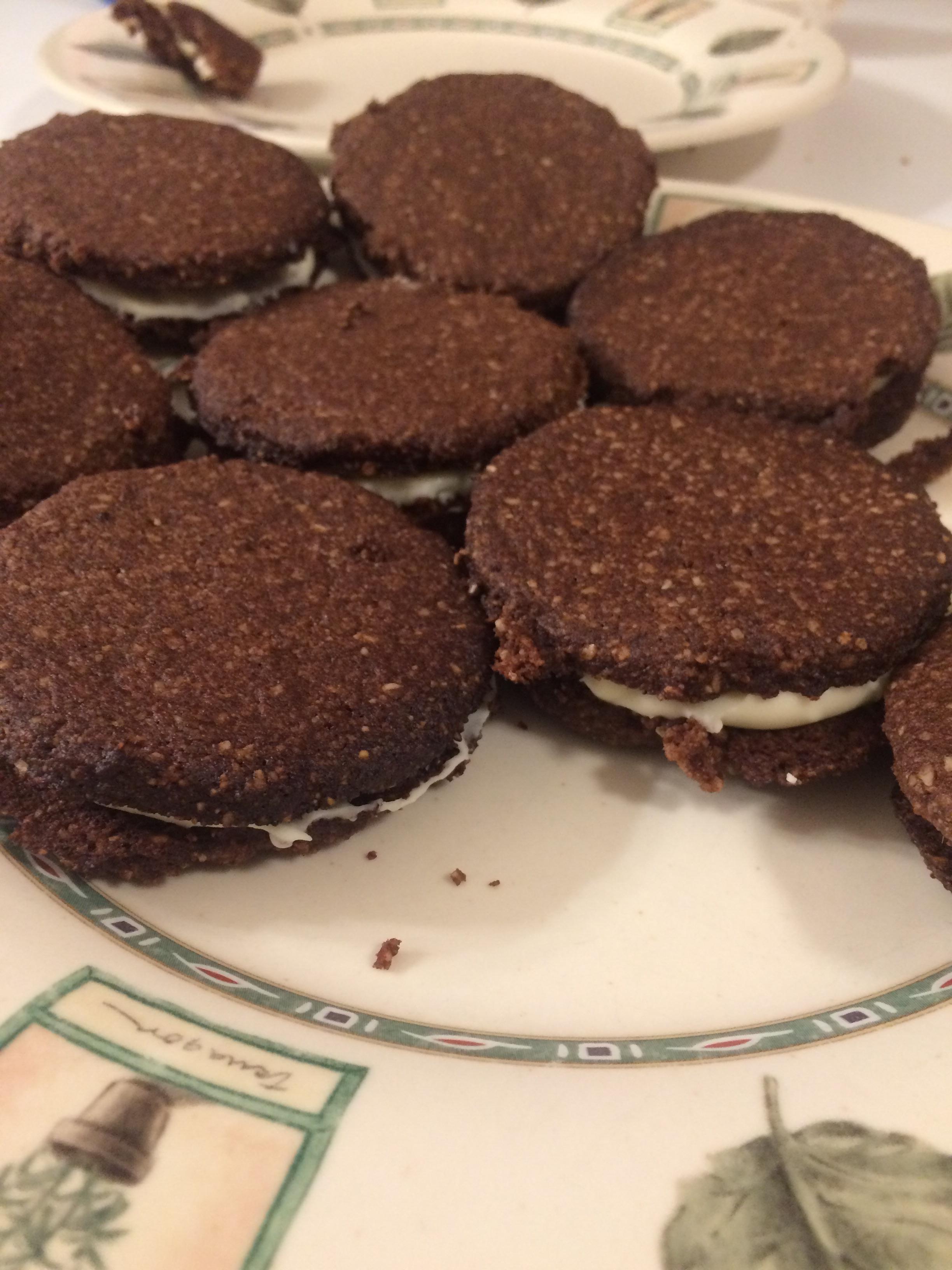 Keto Oreos exceeded expectations. r/ketorecipes