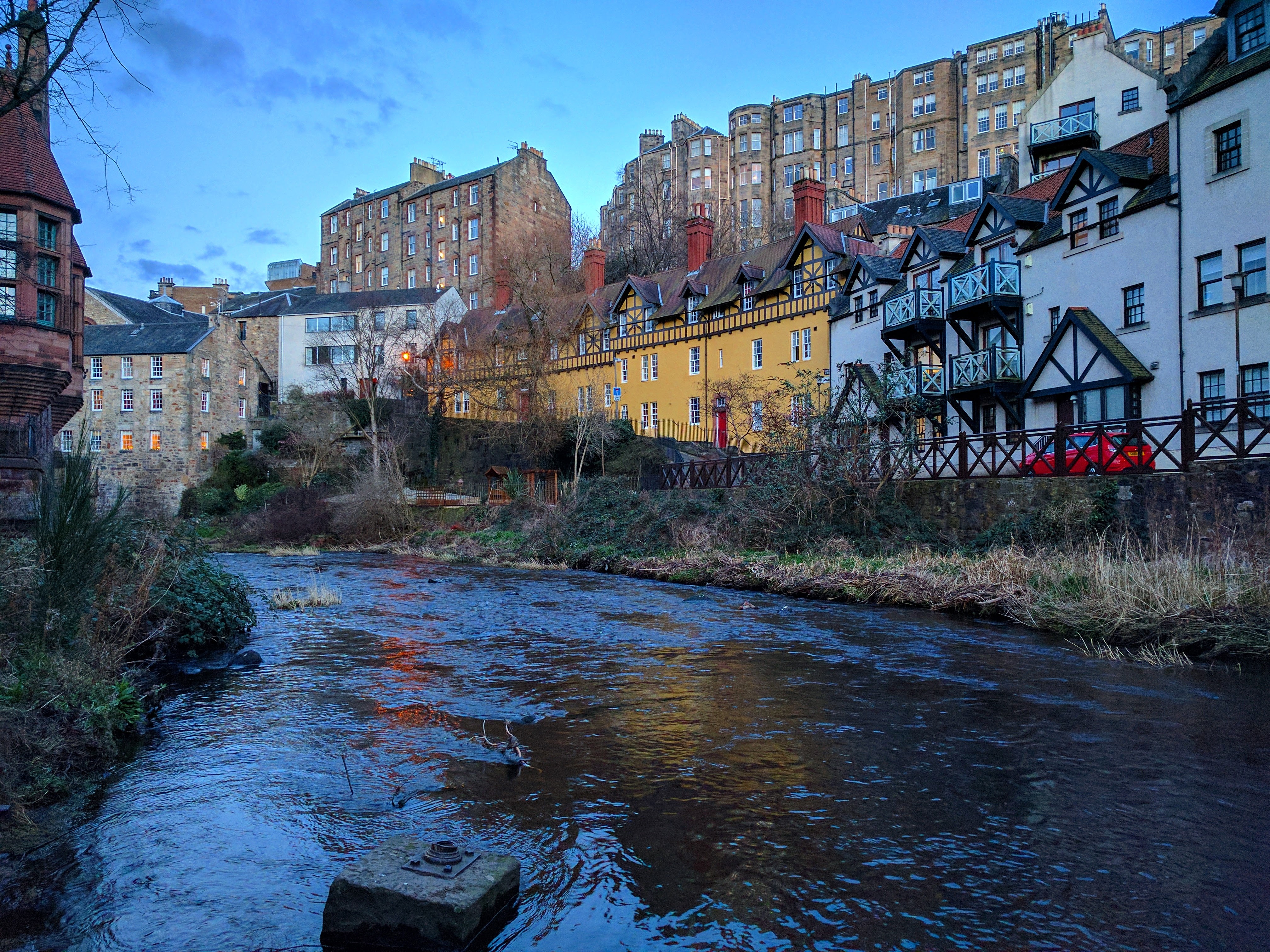 Along the banks of the Water of Leith, Edinburgh, Scotland [4032x3024
