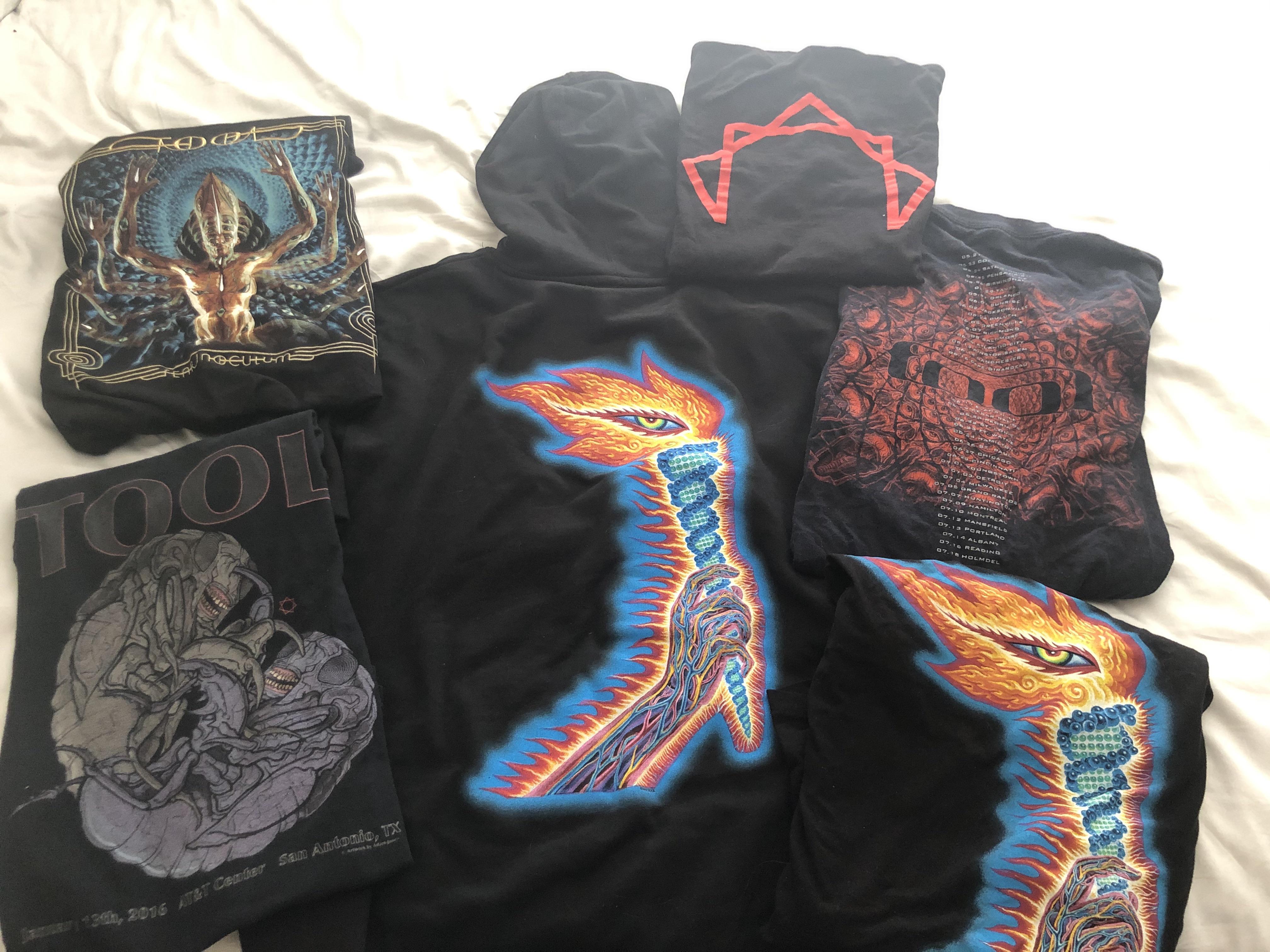 Finally added the new hoodie to my collection! r/ToolBand