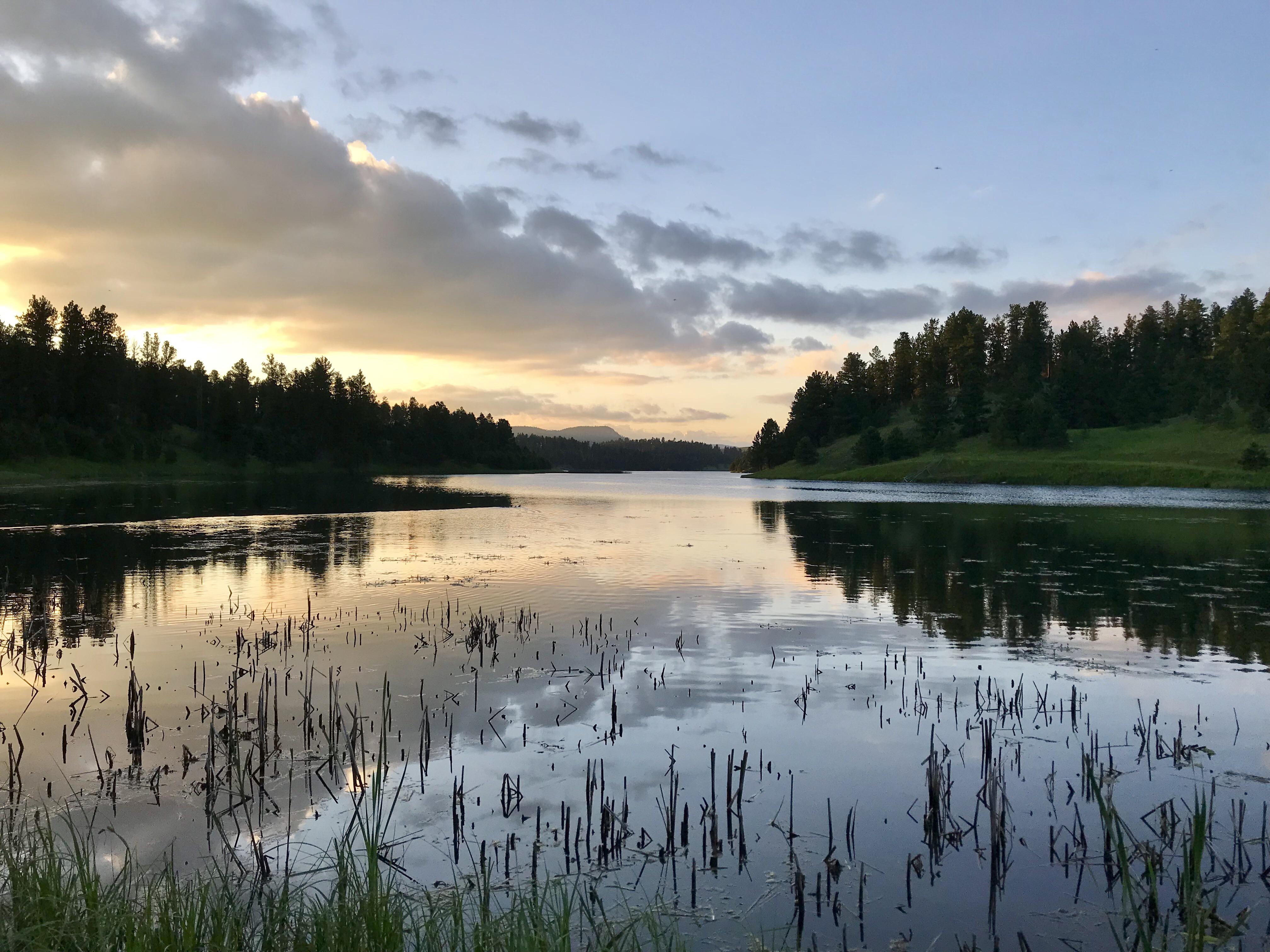 Sunset at Deerfield Lake in Black Hills NF, South Dakota, US r/hiking