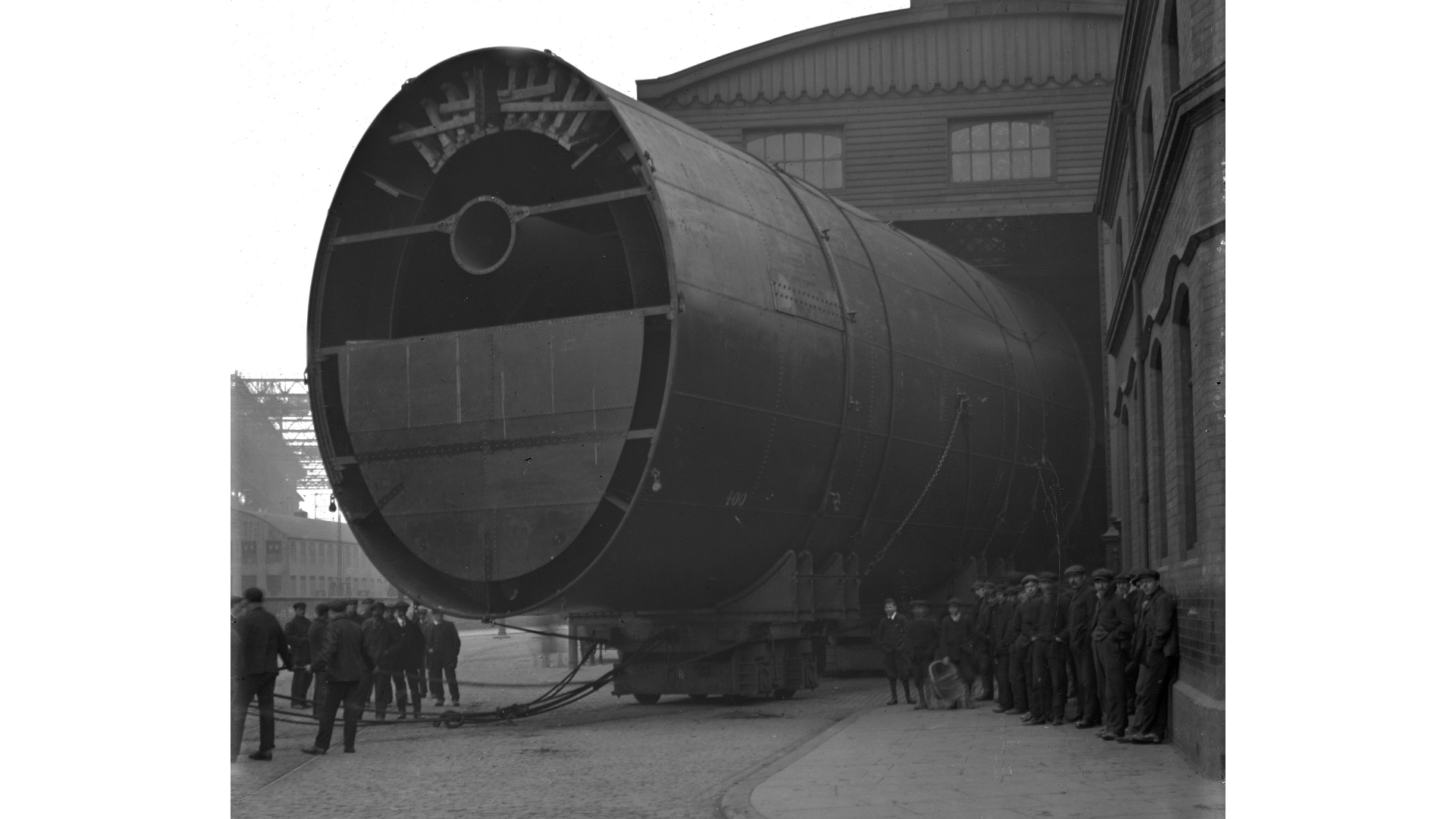 Just to visualize the size of Titanic's funnels, here's the Olympic's