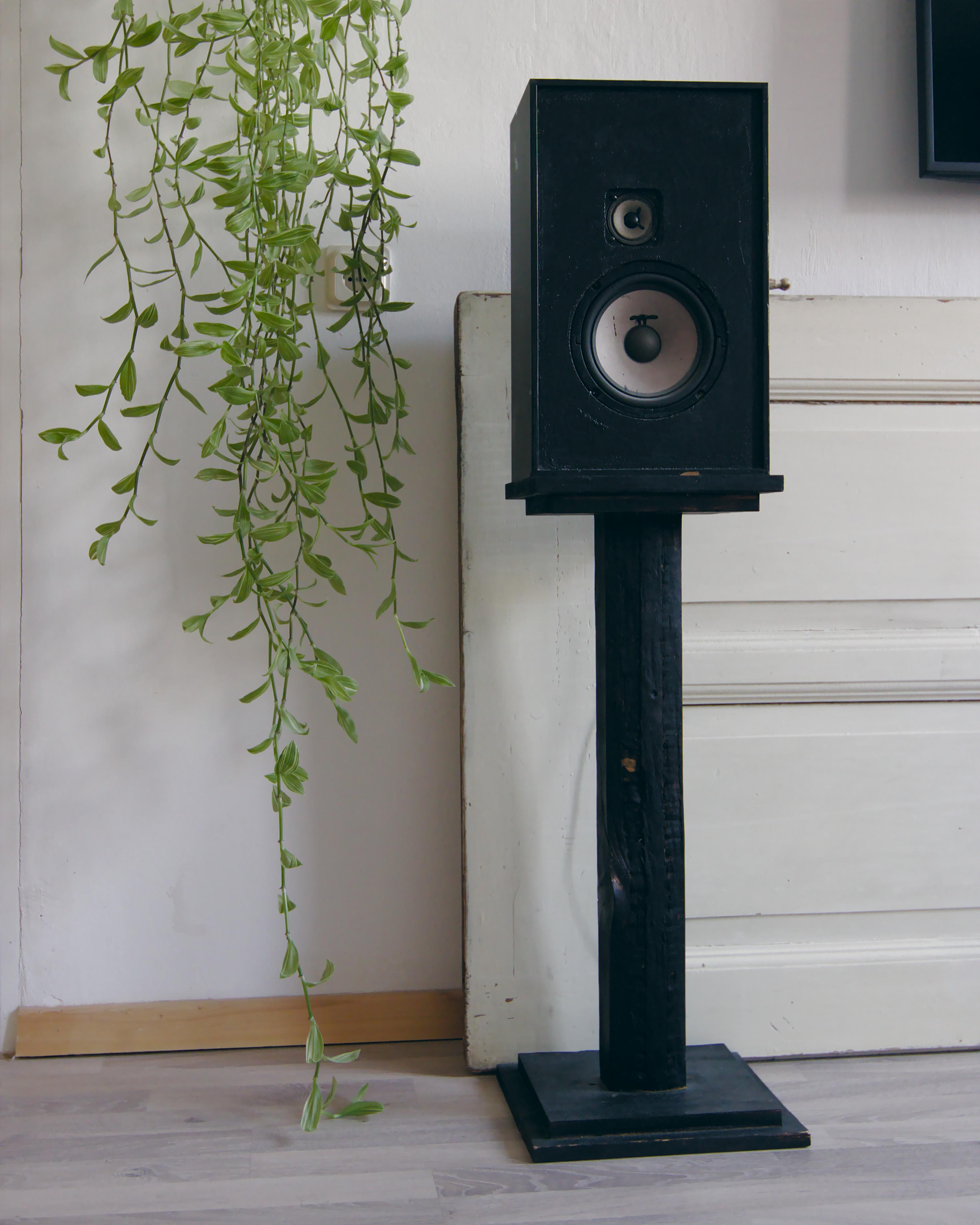 Made Simple Speaker Stands Repurposing Old Wood (video link in comments