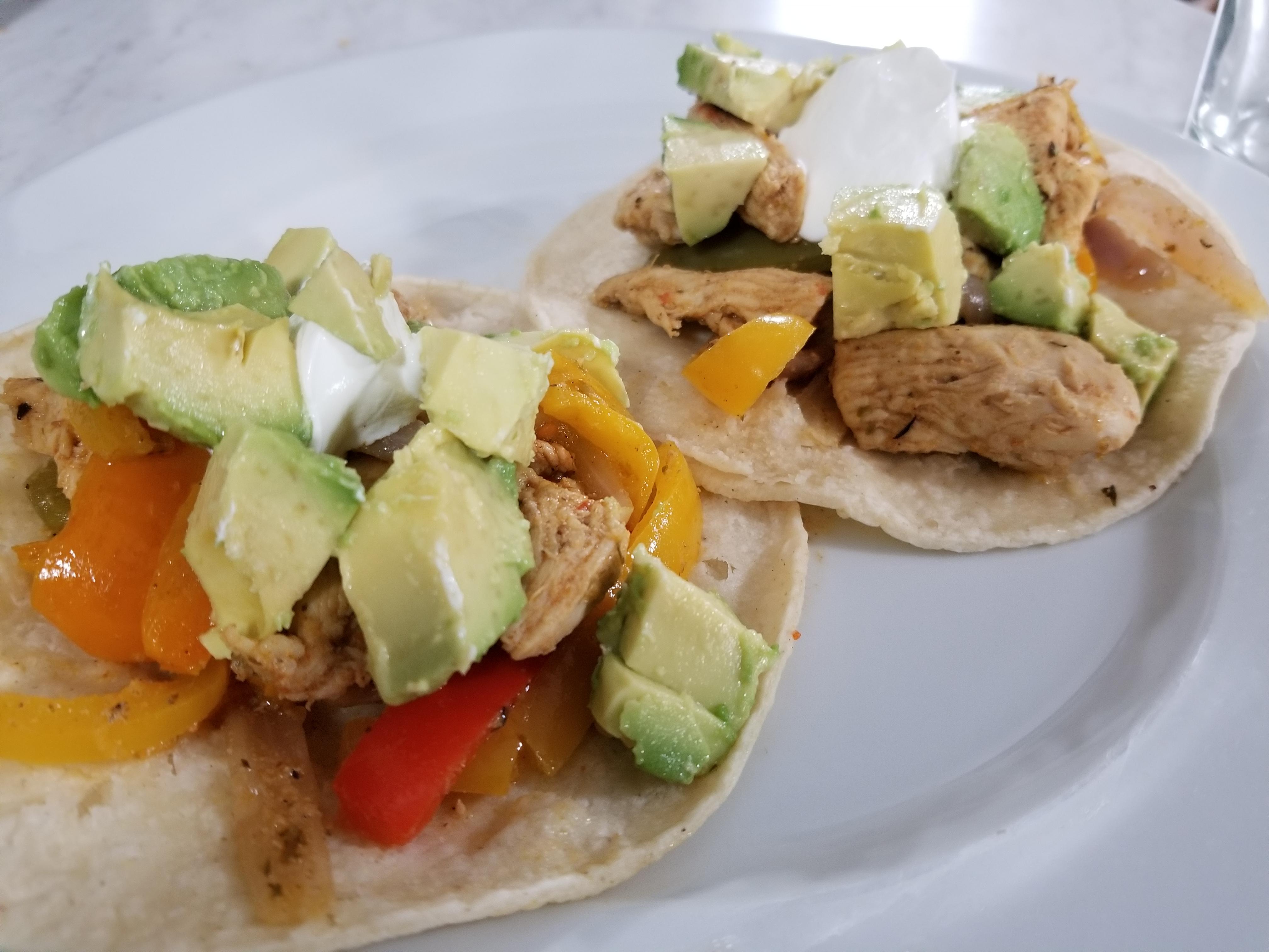 Chicken Fajita Tacos at 415 Calories r/1200isplenty