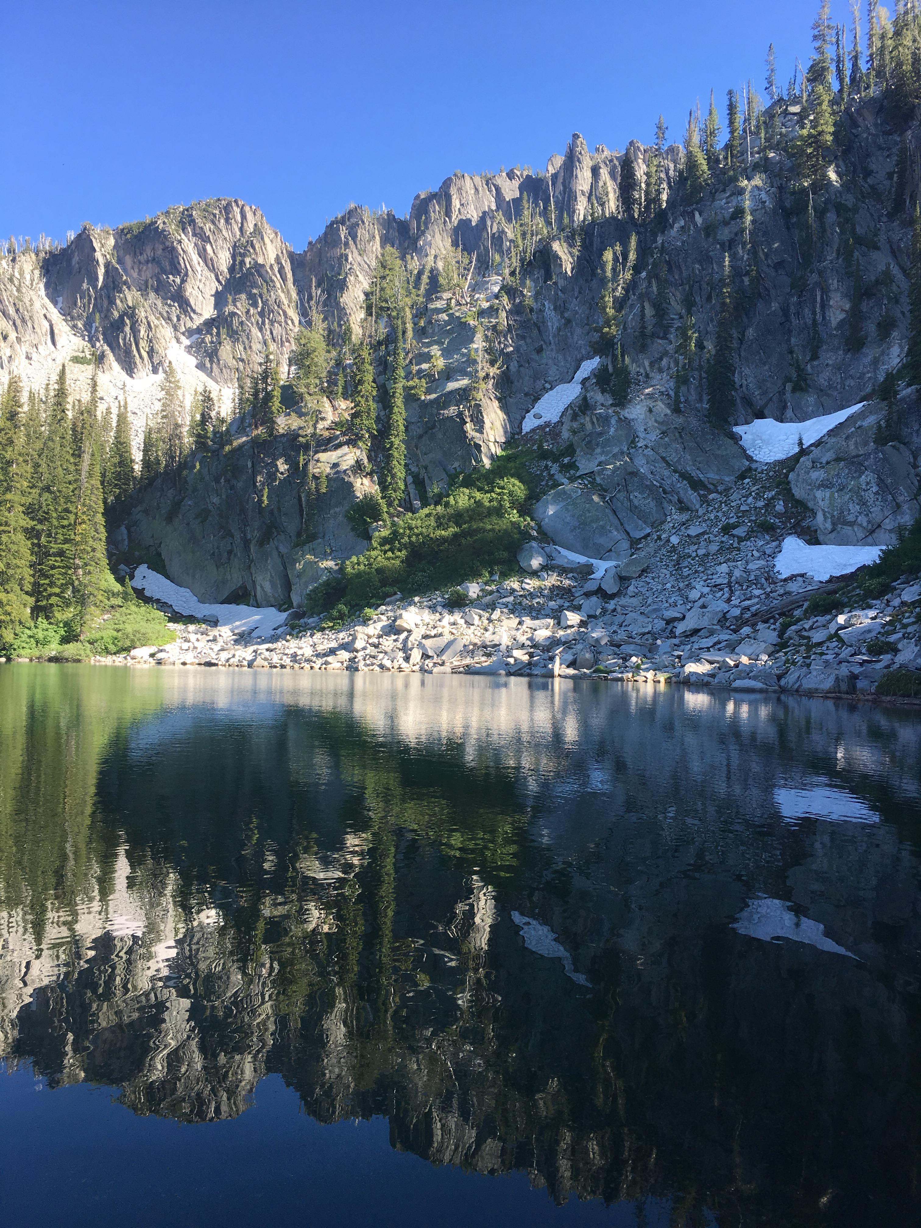Middle Rainbow Lake Boise National Forest r/WildernessBackpacking