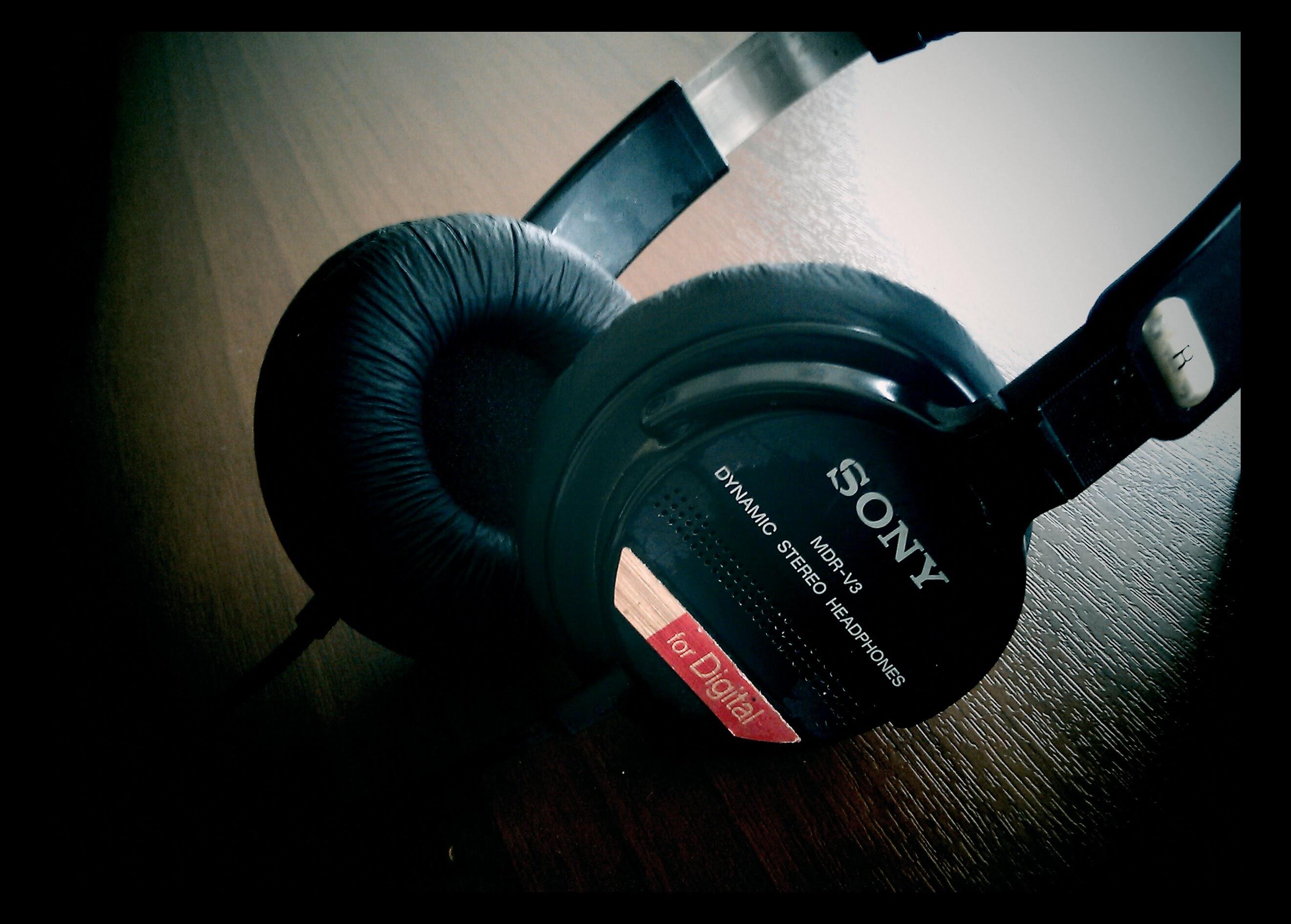 My Sony headphones from late '80s. r/headphones