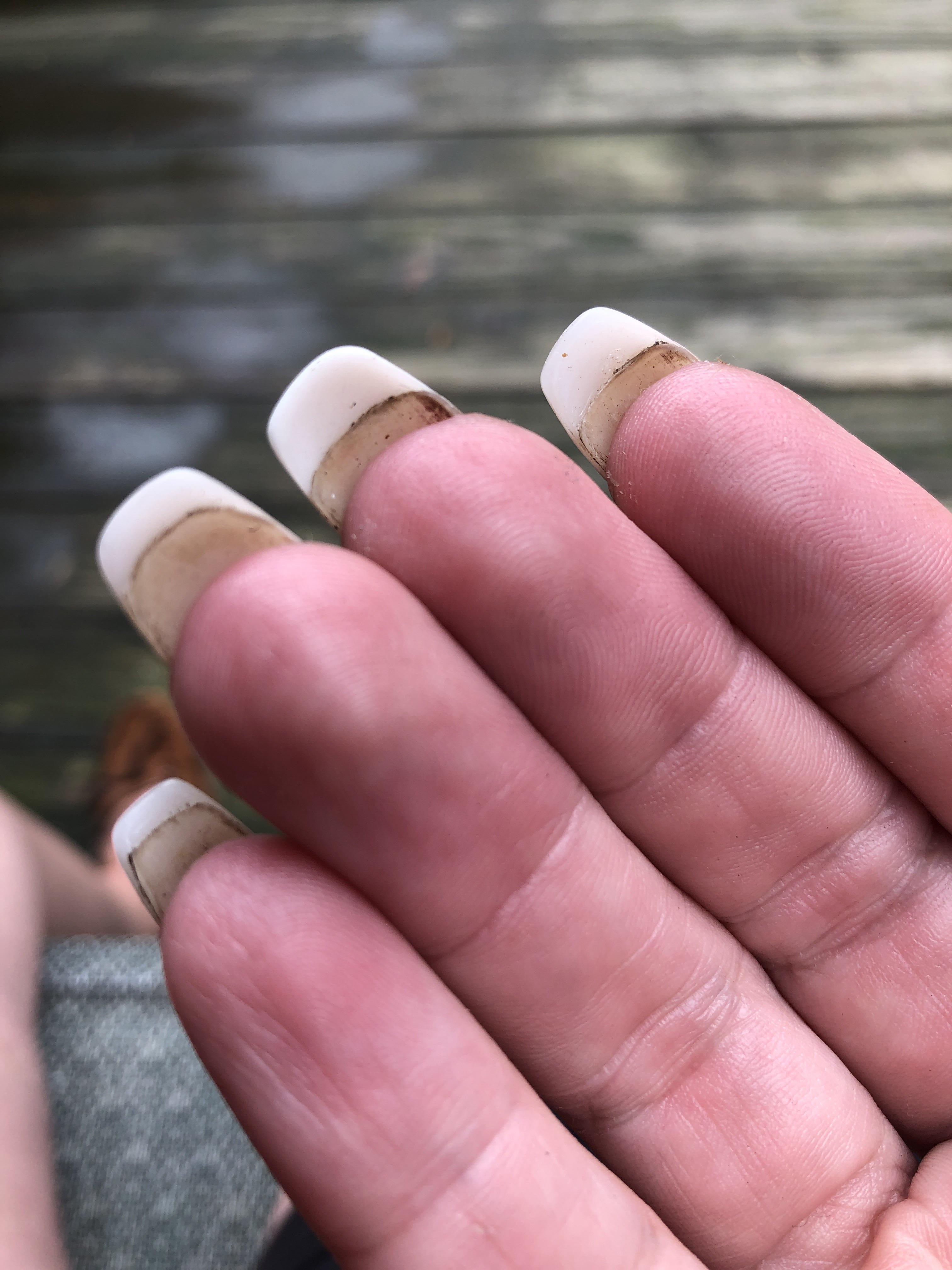 Any fellow gardenistas out there? How do you keep your nails clean? r
