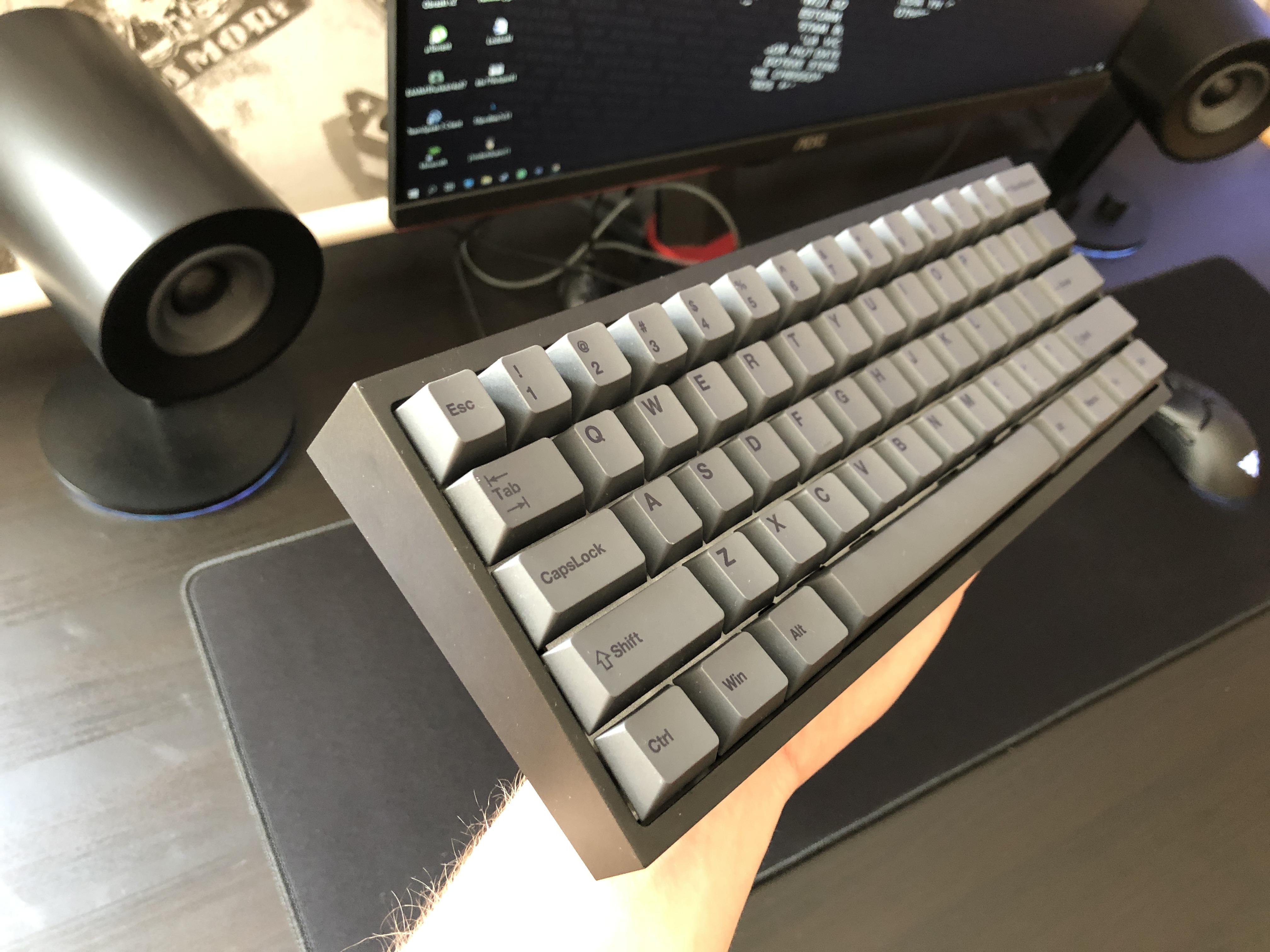 First Custom, Tofu 60 ) r/MechanicalKeyboards