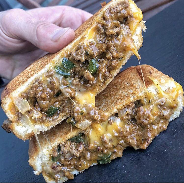 Cheesy taco melt made with ground beef, taco seasoning, jalapeños and