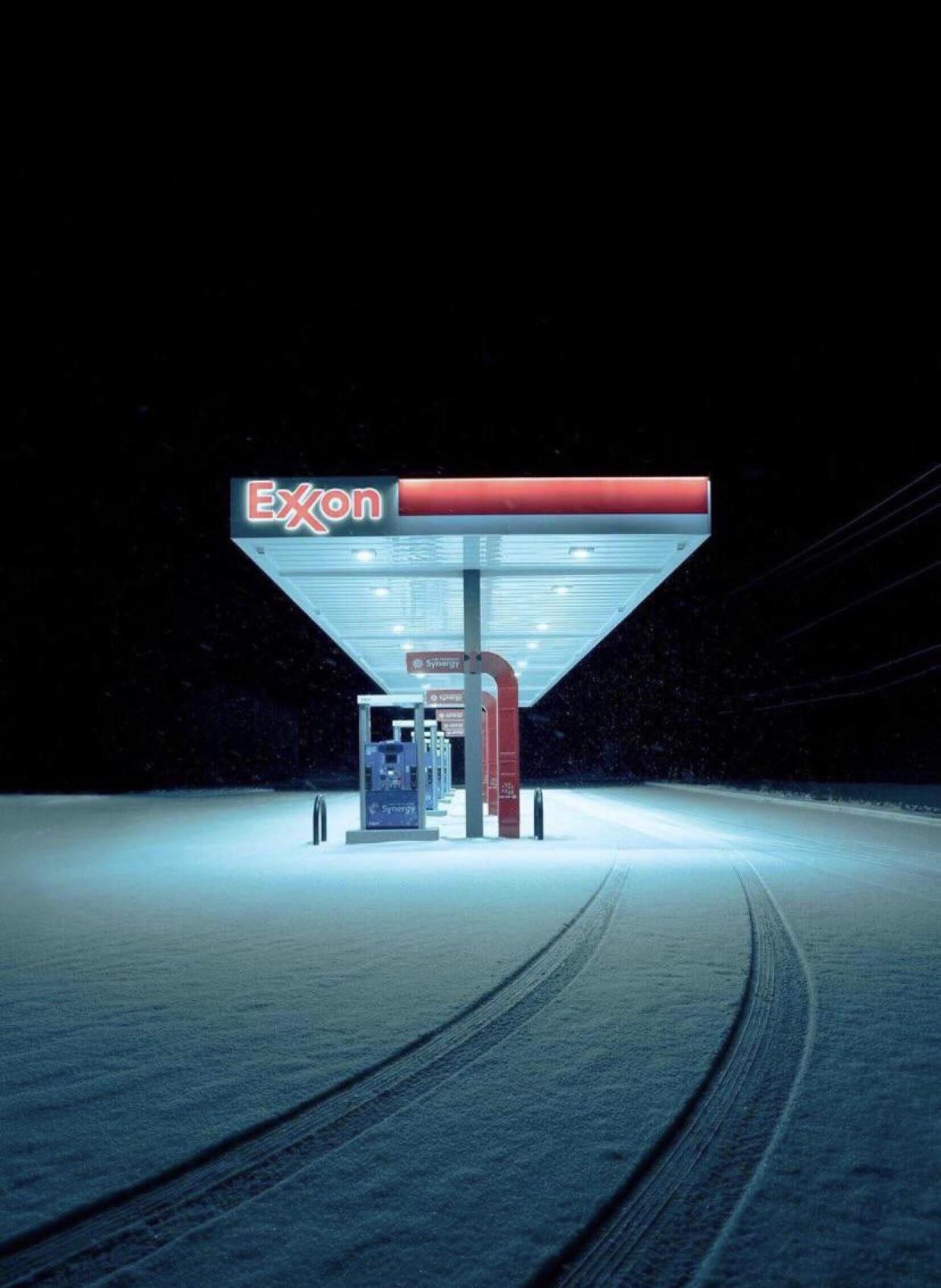 A lone gas station r/winterporn