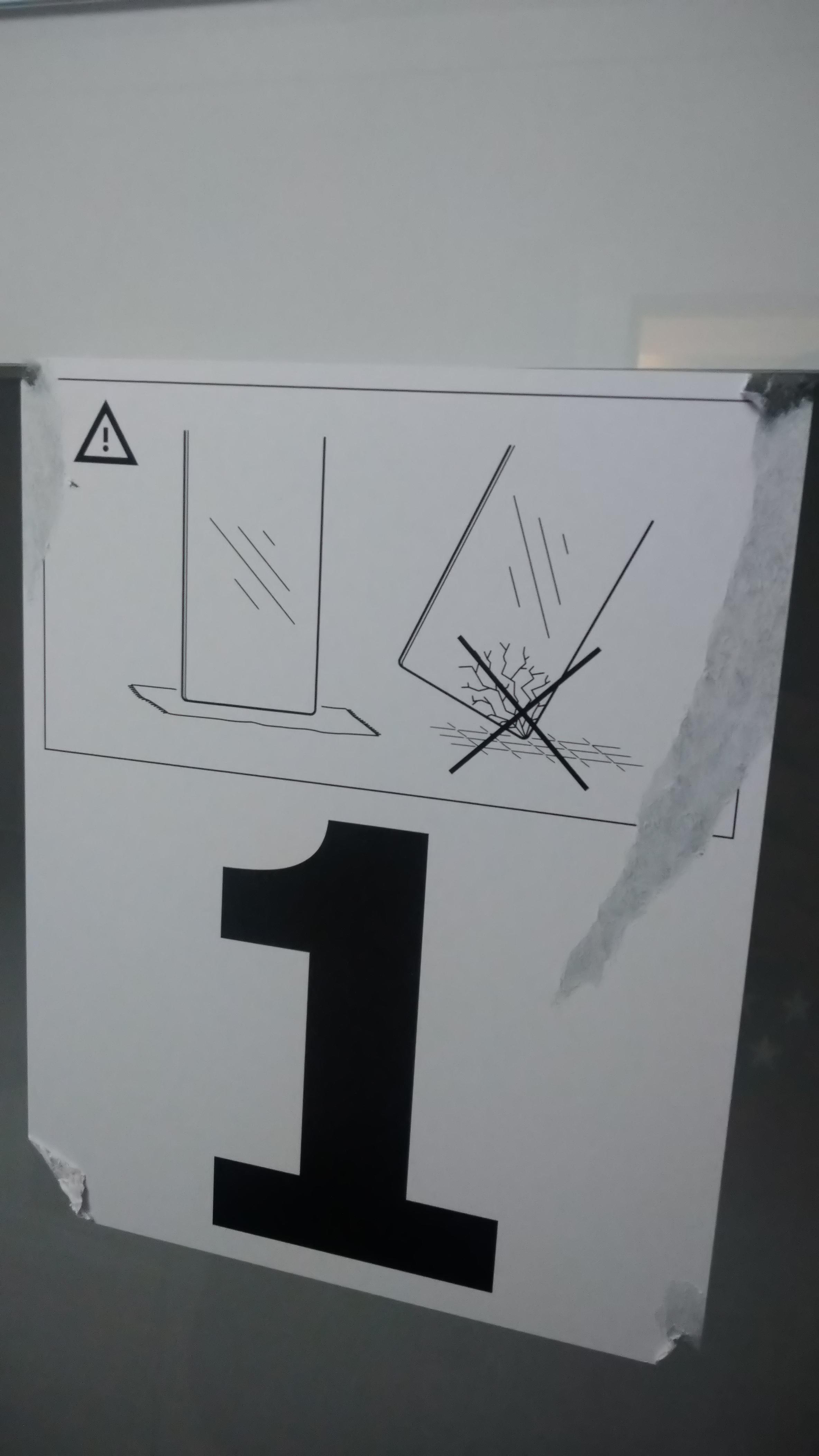 These stickers IKEA puts on glass r/mildlyinfuriating