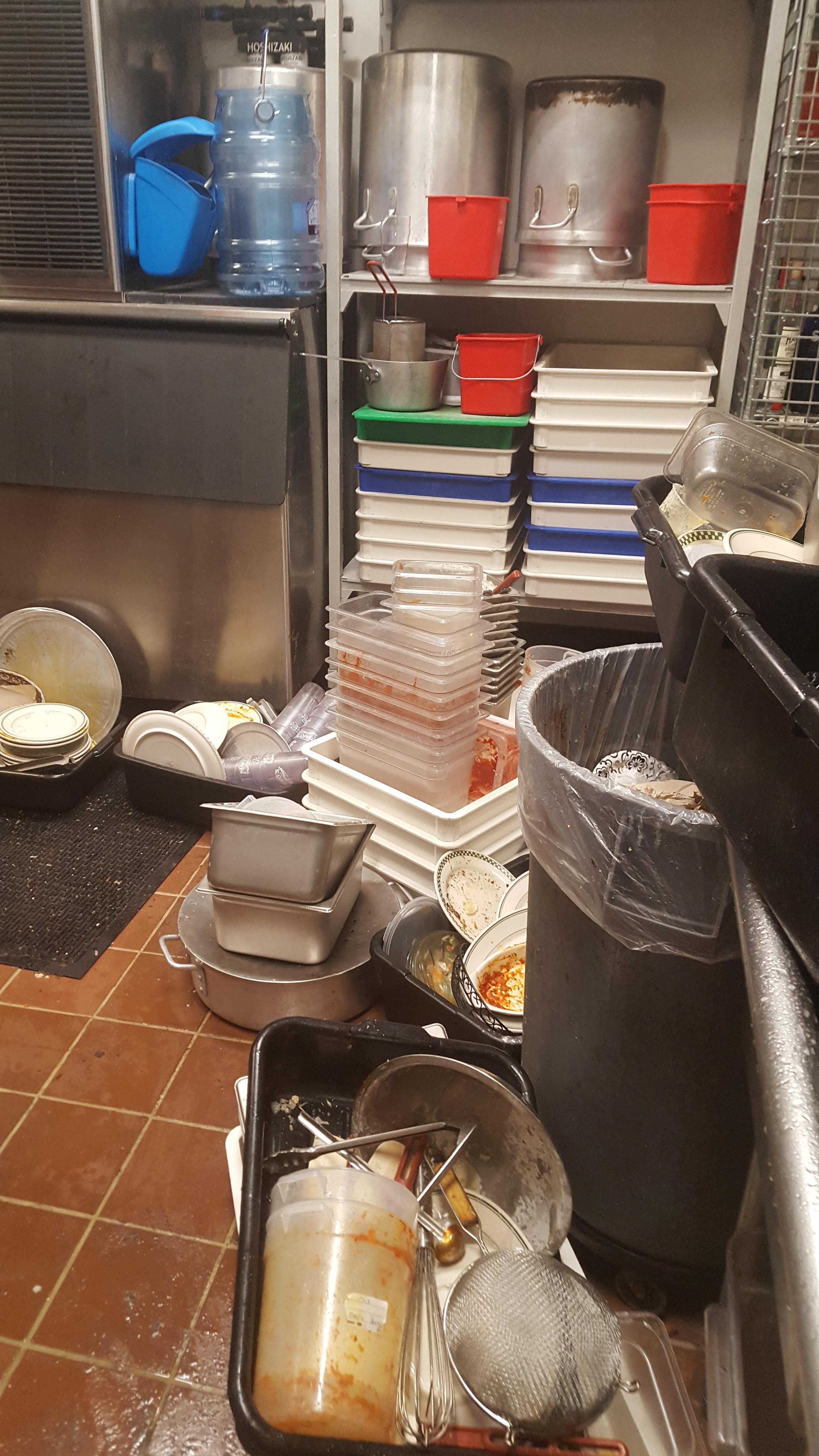 Been dish for 7 years plus, so there's a sub for my job r/dishwashers