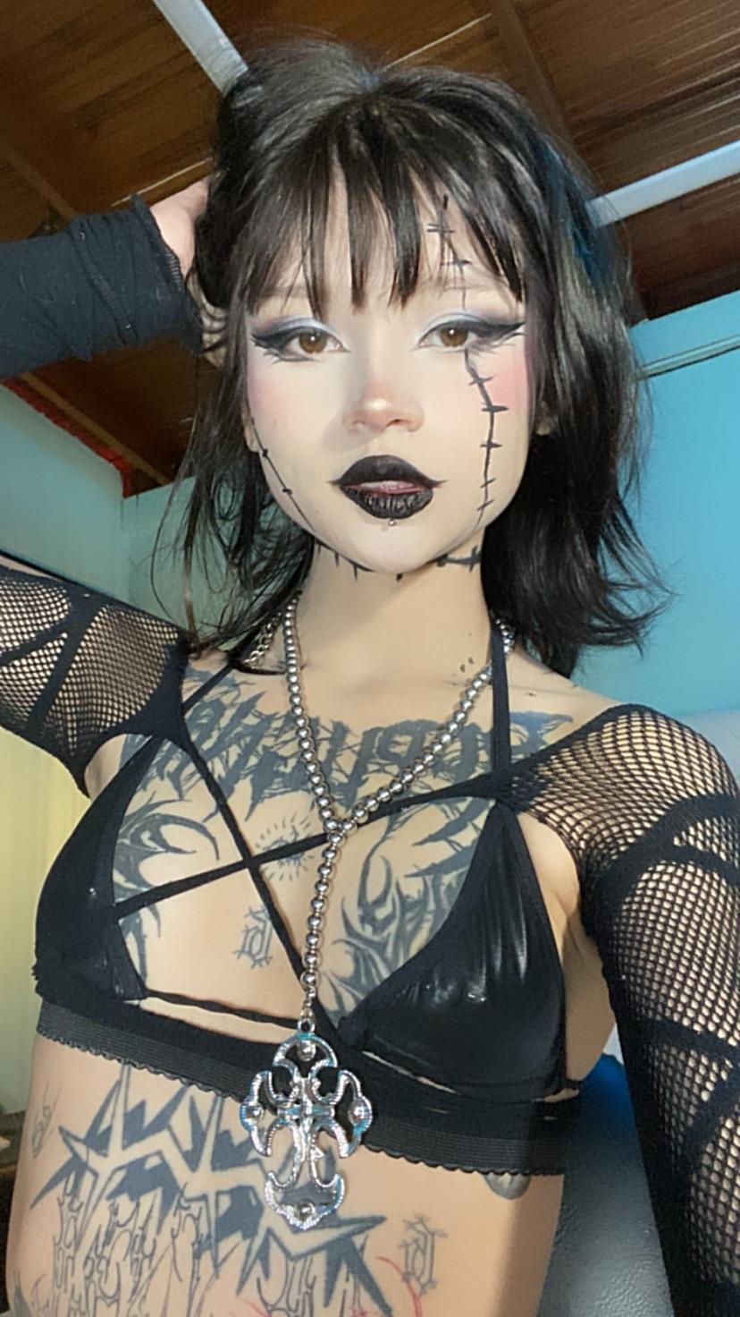 Julieth (@maldita_meg) [Onlyfans] : inked_babes