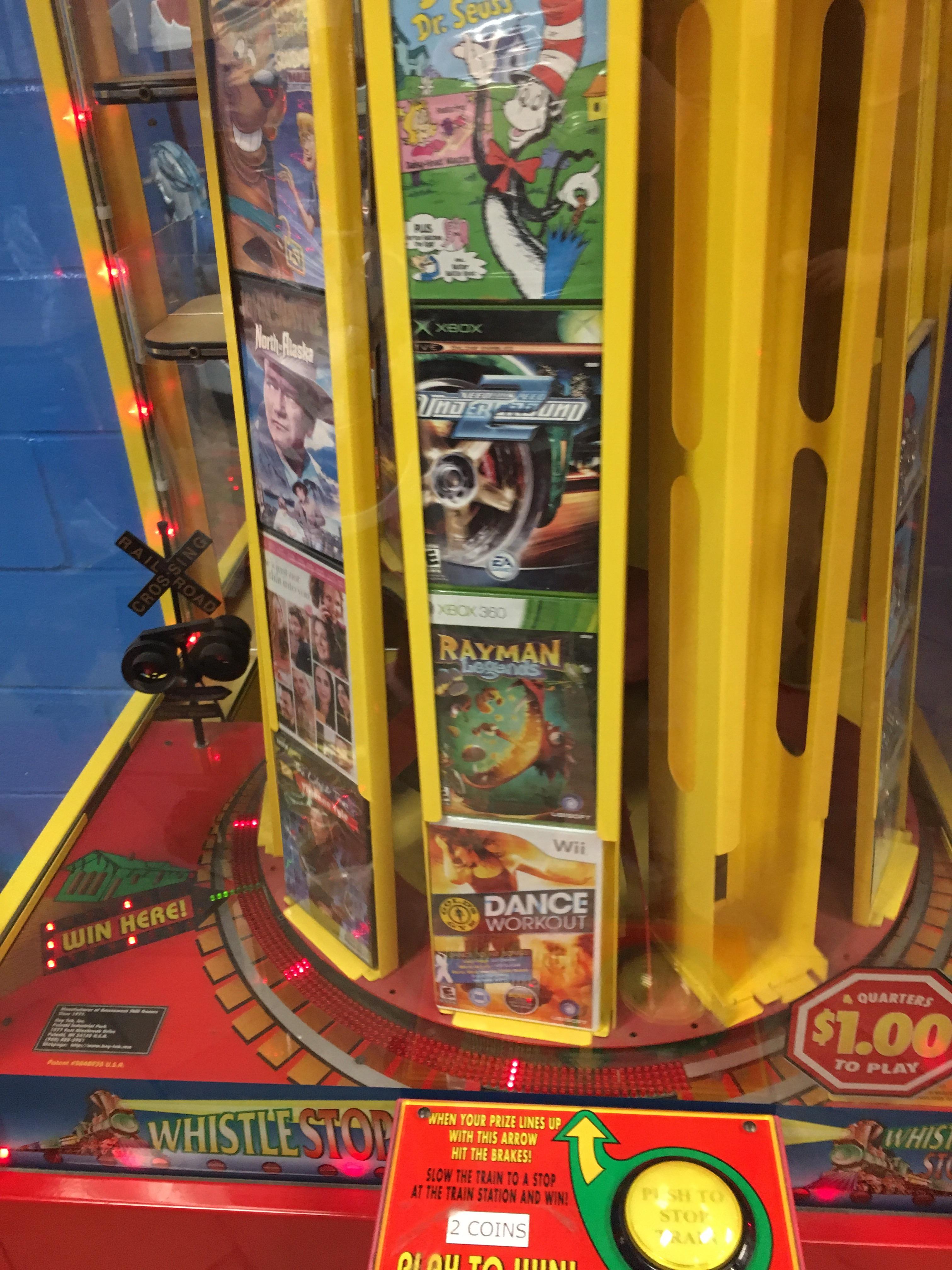 This arcade game is so rigged that it still has an original XBox game as a prize. r