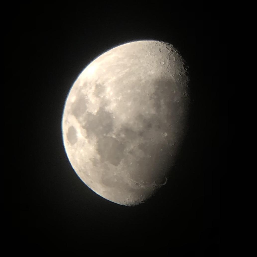 The moon tonight in Orlando Florida, my second mood pic getting better