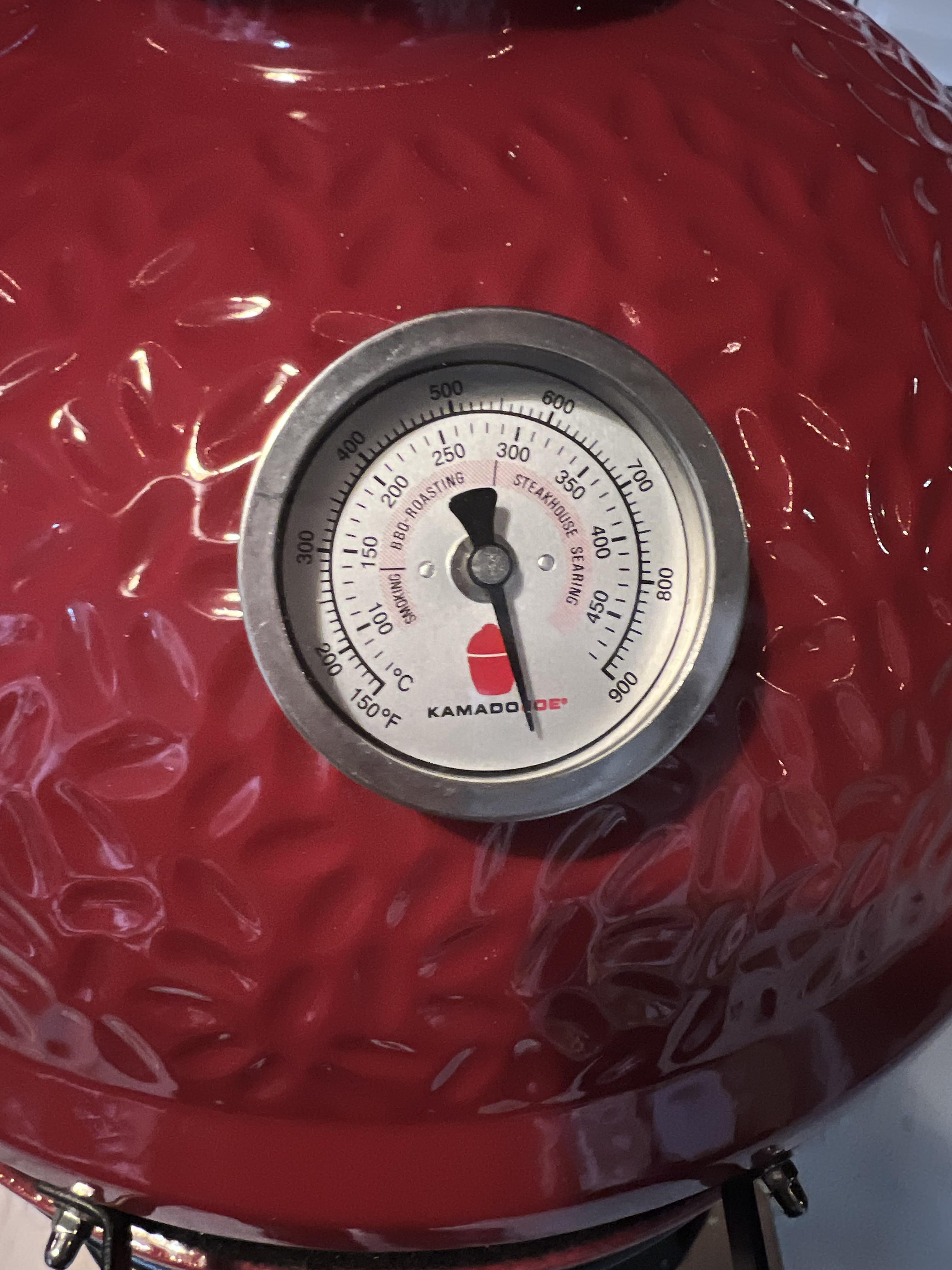 Had my Joe Jr temperature pegged for searing steaks. Never ever gotten